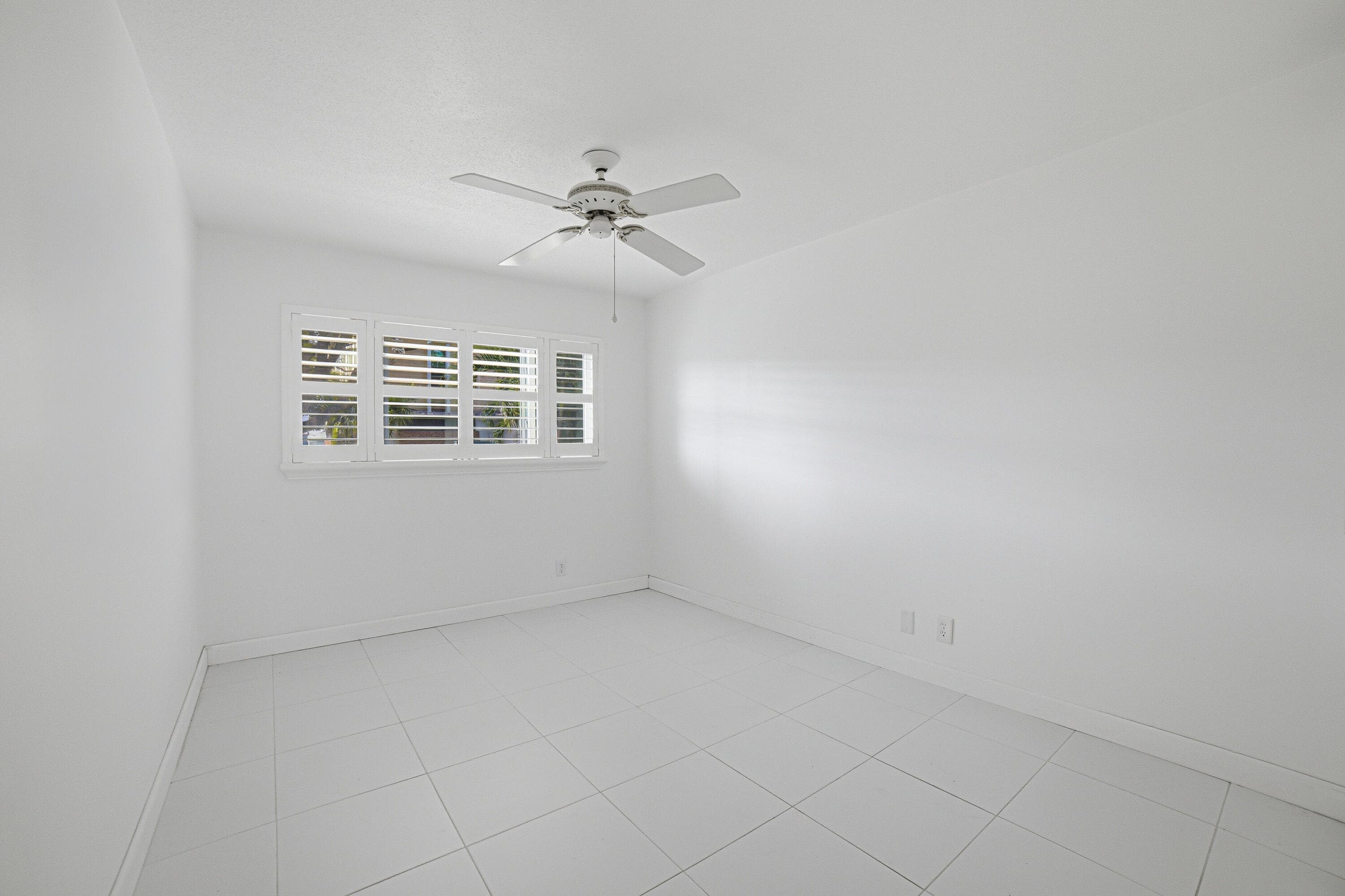 130 Doolen Court 108, North Palm Beach, FL 33408 — photo 26 of 43