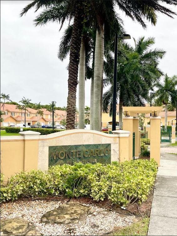 521 Princess Drive 521, Margate, FL 33068 — photo 3 of 21