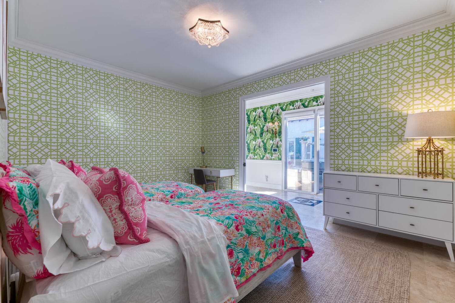 2258 E Ibis Isle Rd Road E, Palm Beach, FL 33480 — photo 19 of 28