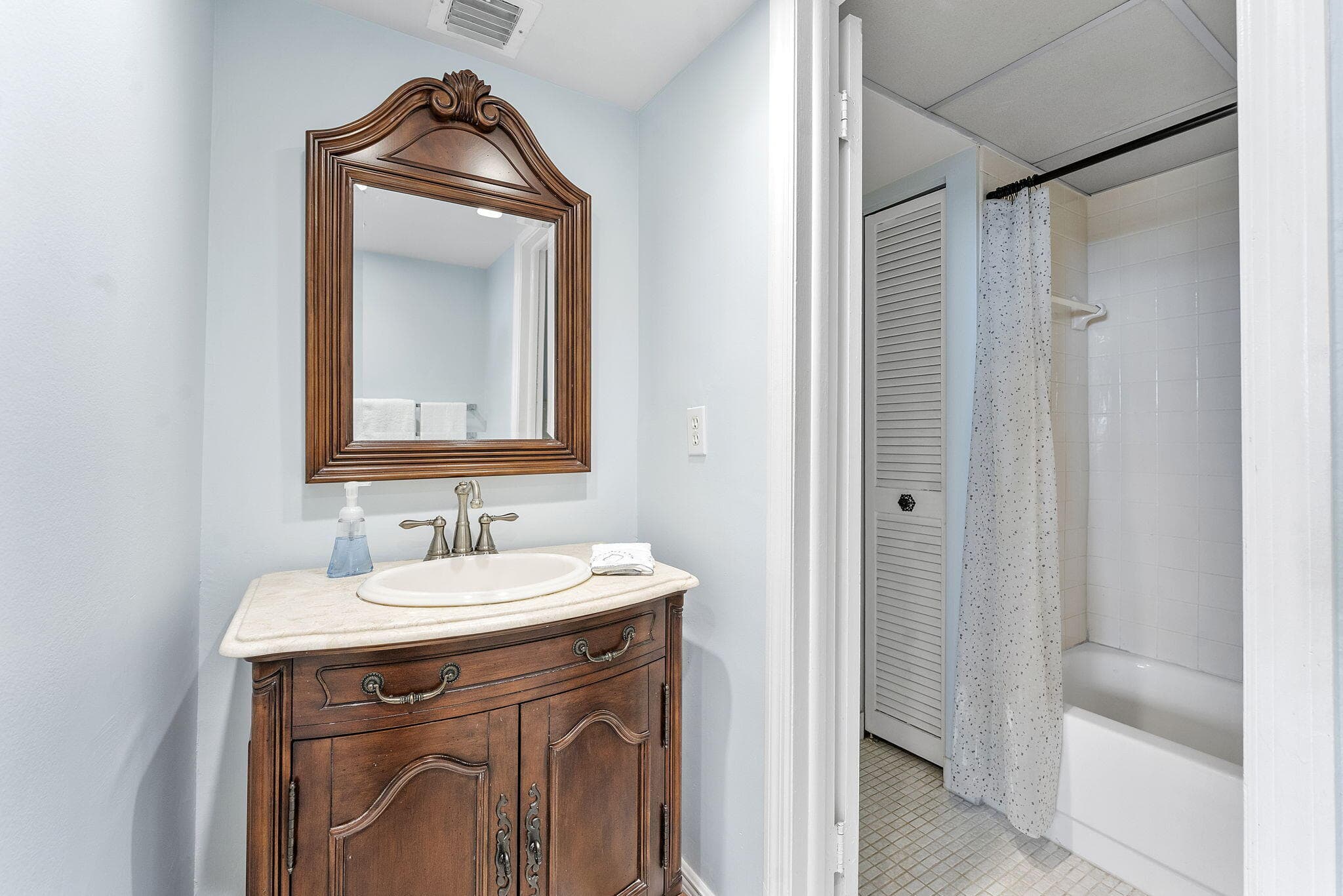 8 N Royal Palm Way 6040, Boca Raton, FL 33432 — photo 15 of 18