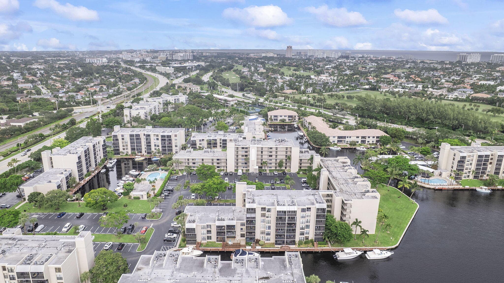 8 N Royal Palm Way 6040, Boca Raton, FL 33432 — photo 16 of 18