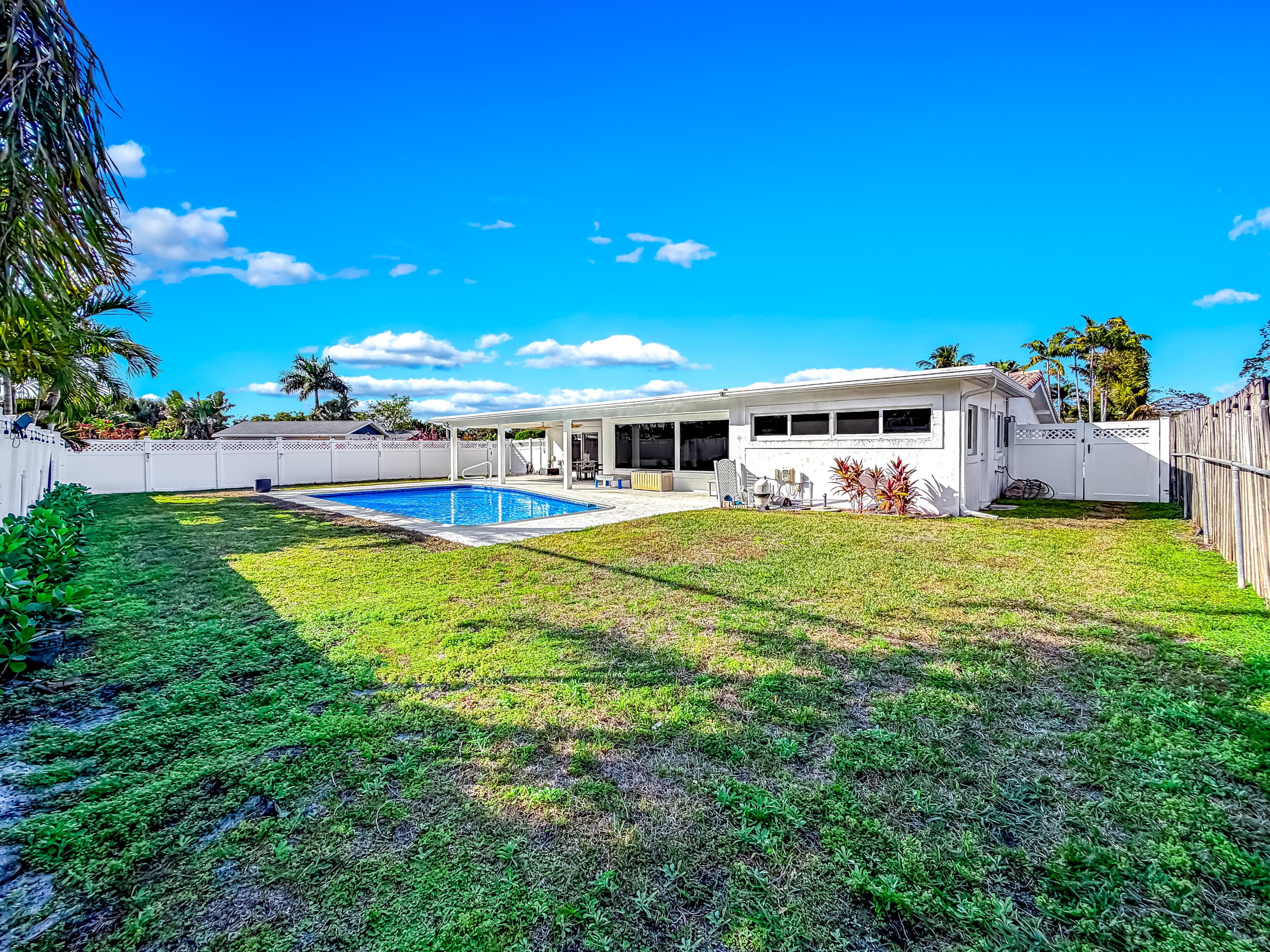 1098 W Camino Real, Boca Raton, FL 33486 — photo 33 of 55