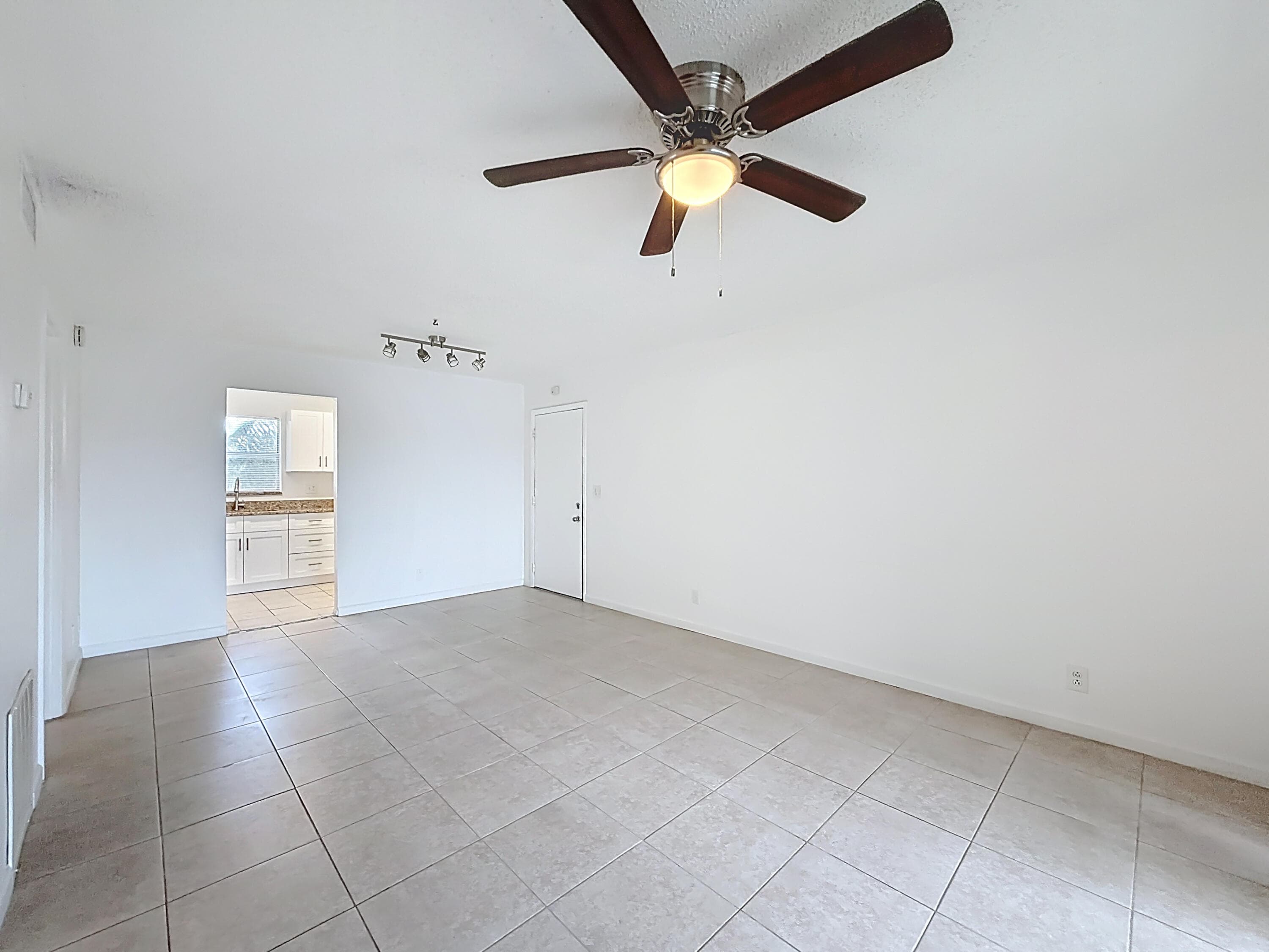 235 Lake Dora Drive 235, West Palm Beach, FL 33411 — photo 10 of 30