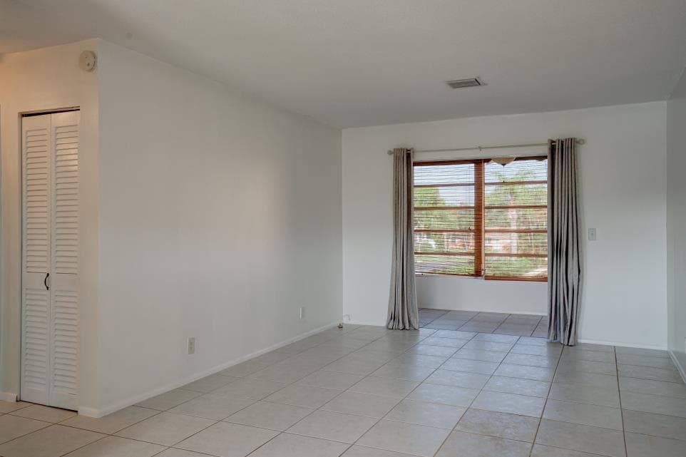 2111 NE 1st Court 203, Boynton Beach, FL 33435 — photo 11 of 22