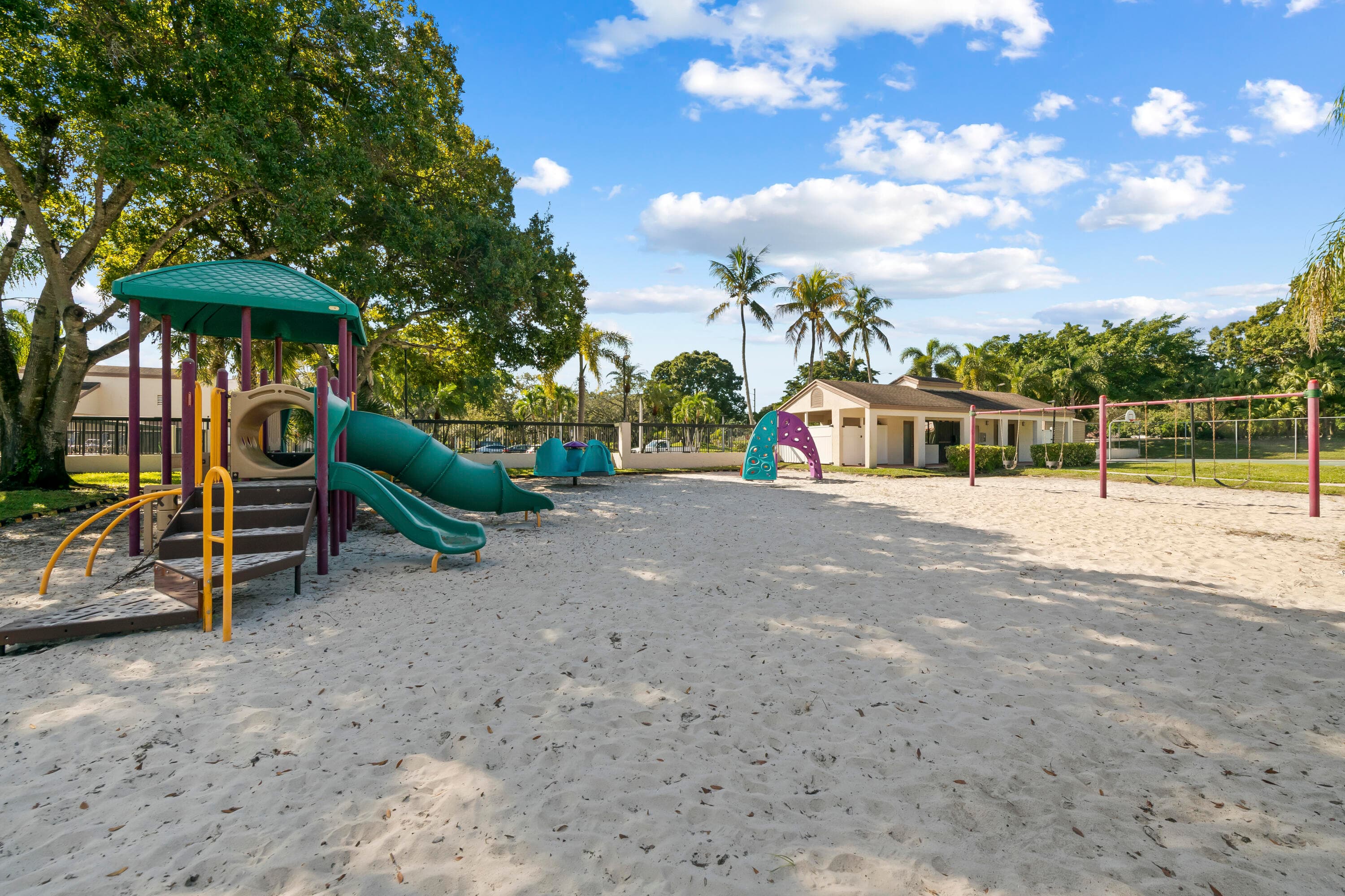 3039 Carambola Cir Circle 3039, Coconut Creek, FL 33066 — photo 32 of 33