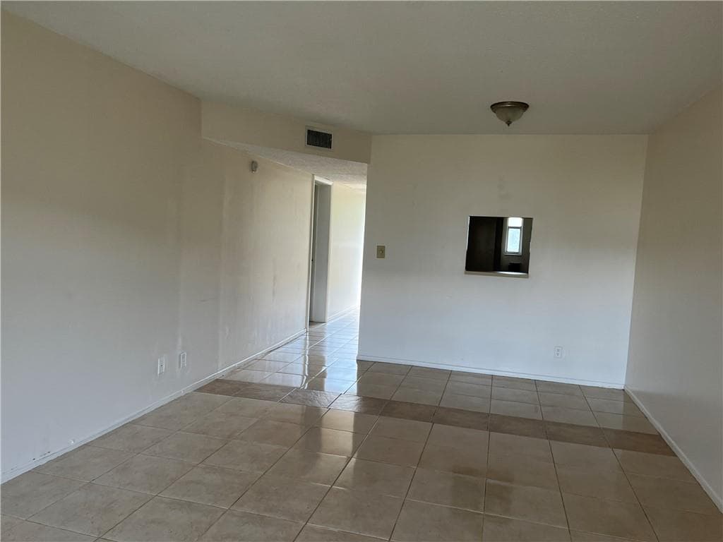 7925 S Colony Circle 107, Tamarac, FL 33321 — photo 5 of 9