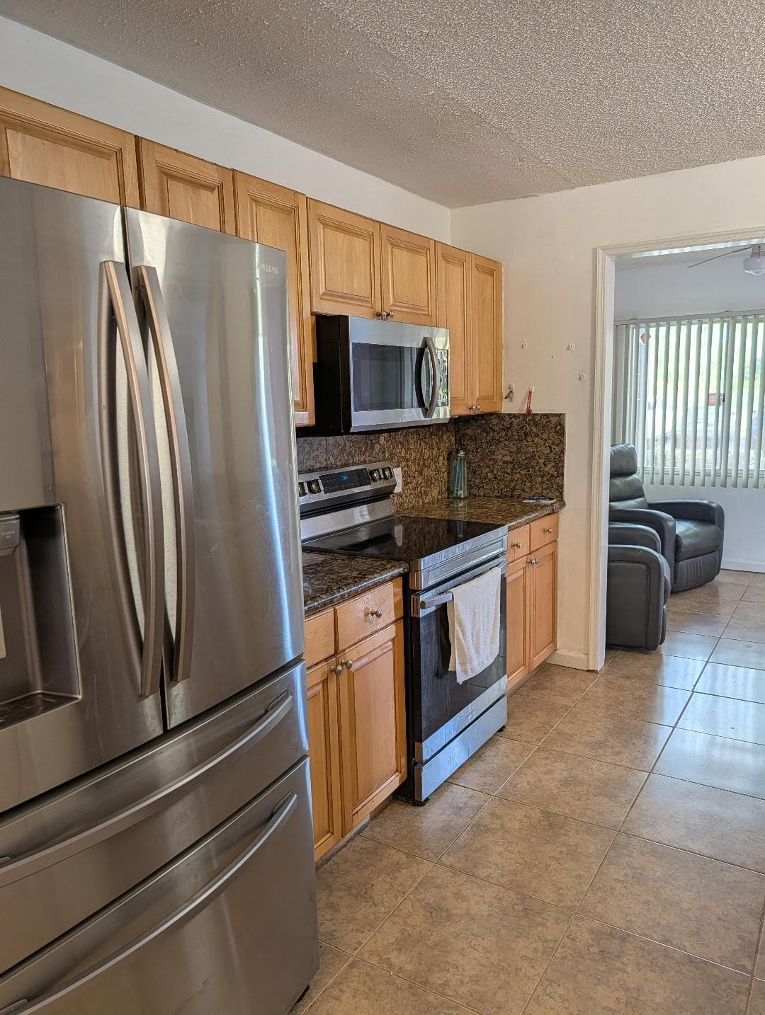 800 SW 137th Avenue 112 G, Pembroke Pines, FL 33027 — photo 5 of 33