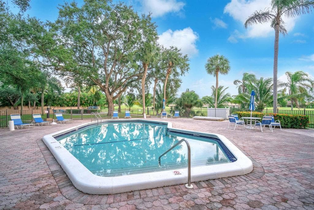 3900 N Hills Drive 208, Hollywood, FL 33021 — photo 10 of 10