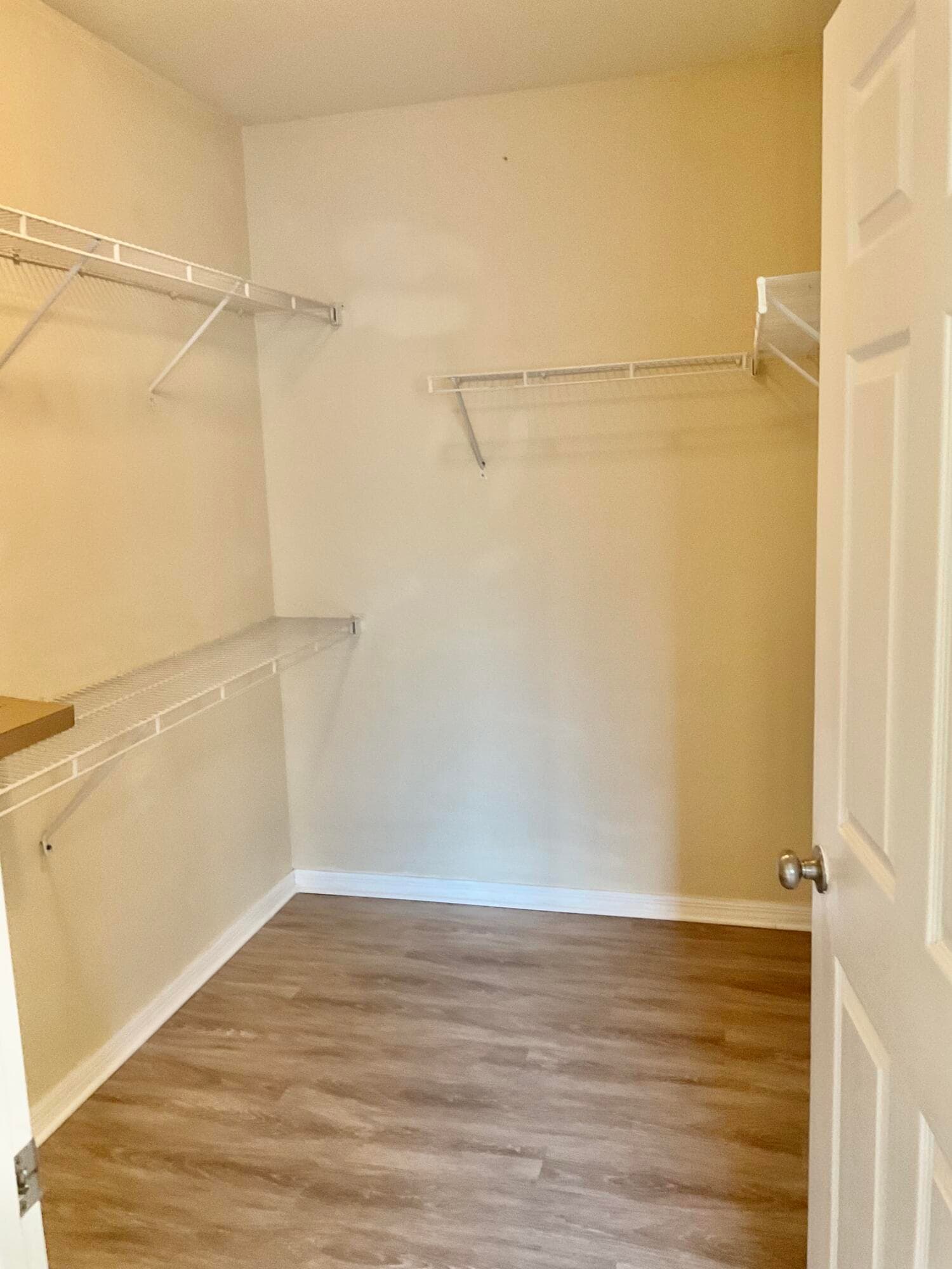 6418 Emerald Dunes W/garage 305, West Palm Beach, FL 33411 — photo 16 of 35