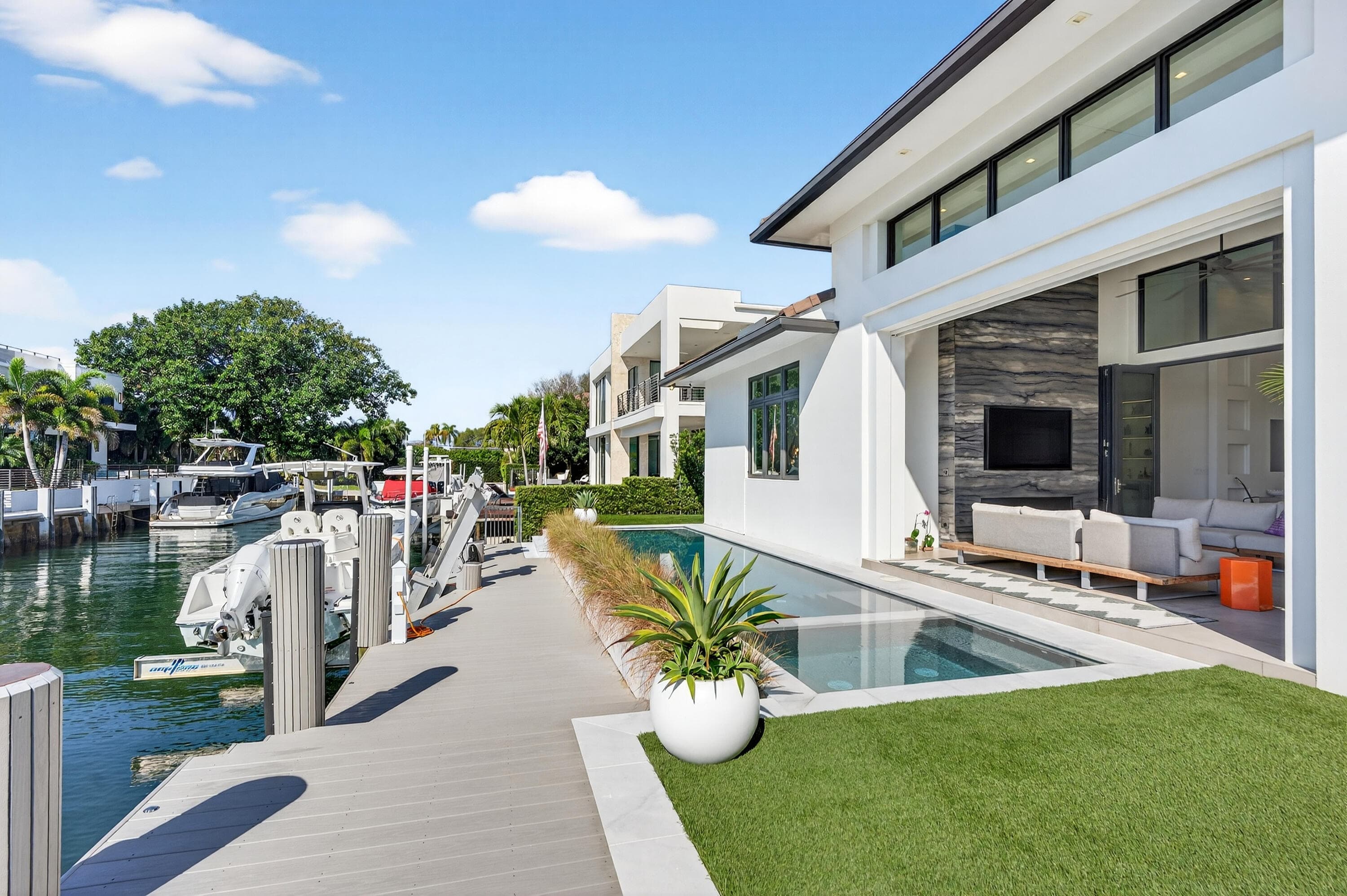 520 Golden Harbour Drive, Boca Raton, FL 33432 — photo 18 of 80