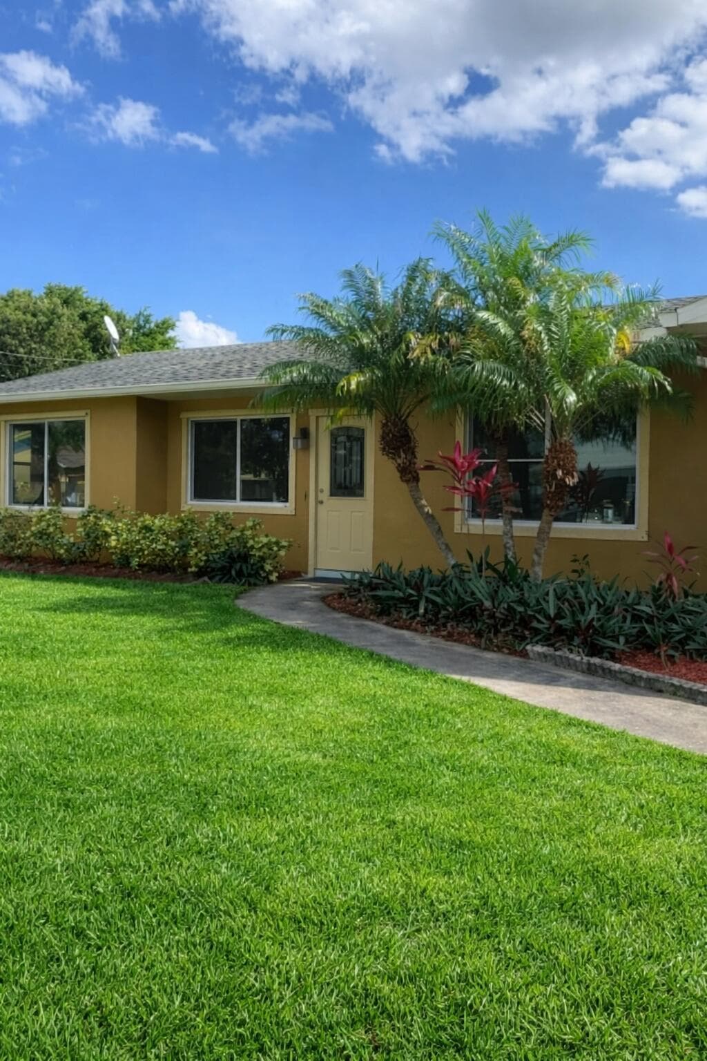 286 SW Christmas Terrace, Port St. Lucie, FL 34984 — photo 1 of 26