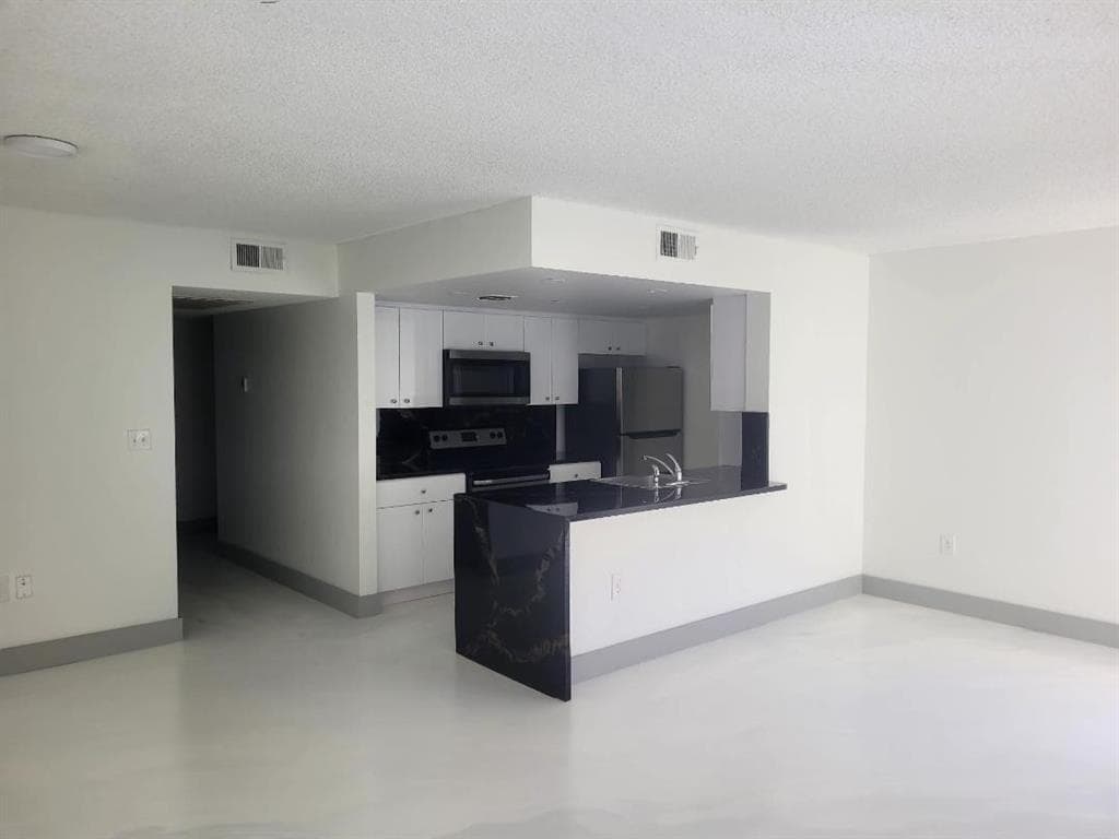3208 Coral Lake Lane 3208, Coral Springs, FL 33065 — photo 5 of 15