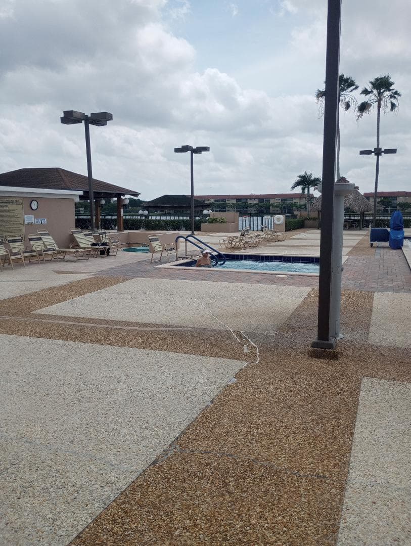 800 SW 137th Avenue 112 G, Pembroke Pines, FL 33027 — photo 27 of 33