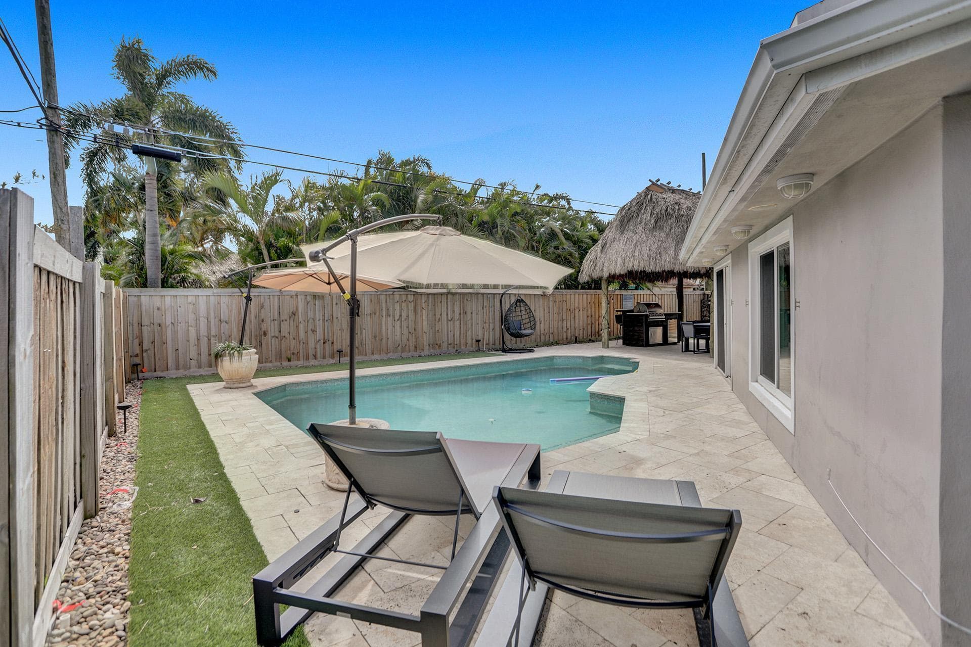 470 SE 4th Court, Pompano Beach, FL 33060 — photo 4 of 58