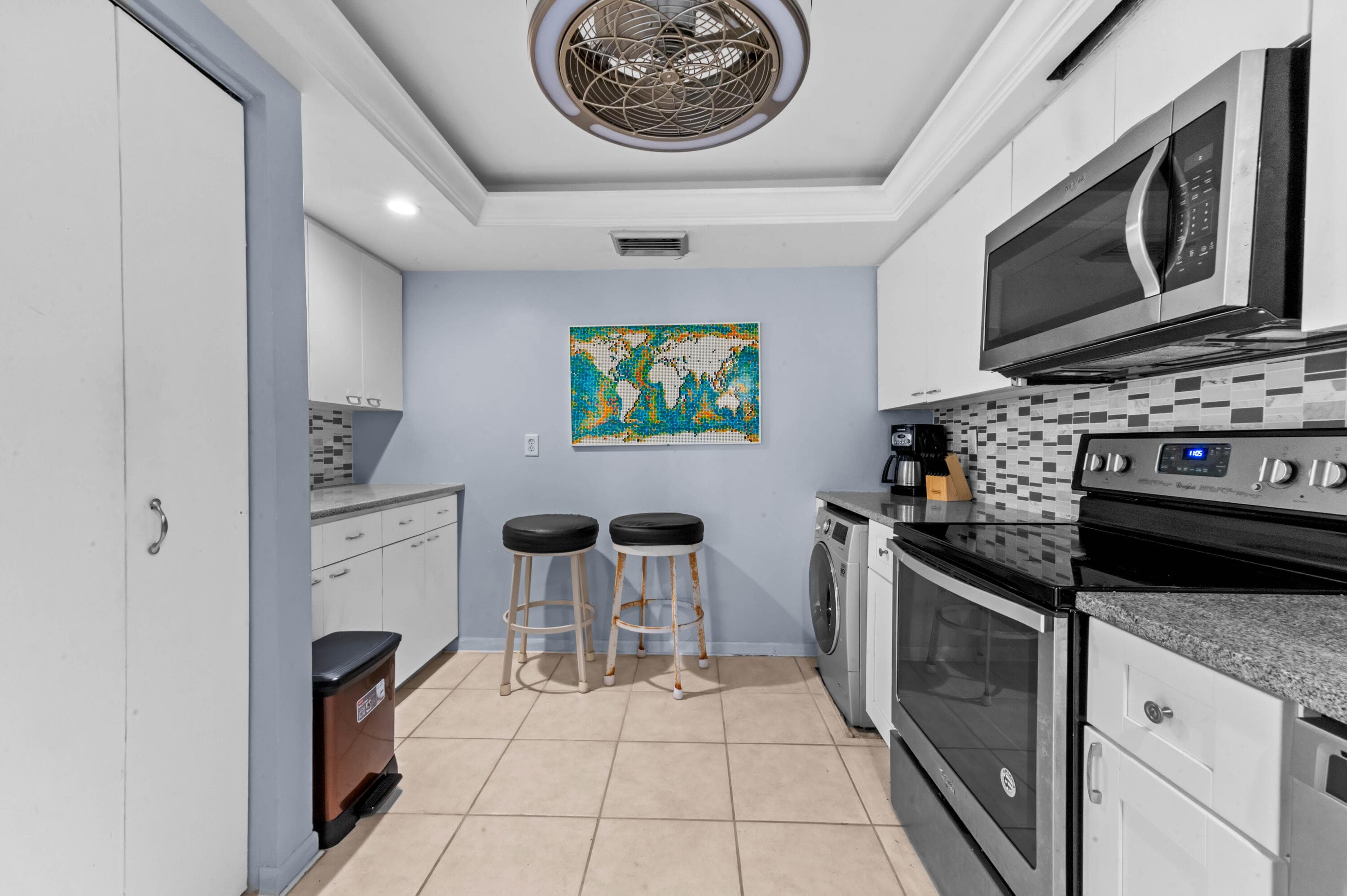 2400 Presidential Way 2004, West Palm Beach, FL 33401 — photo 19 of 41