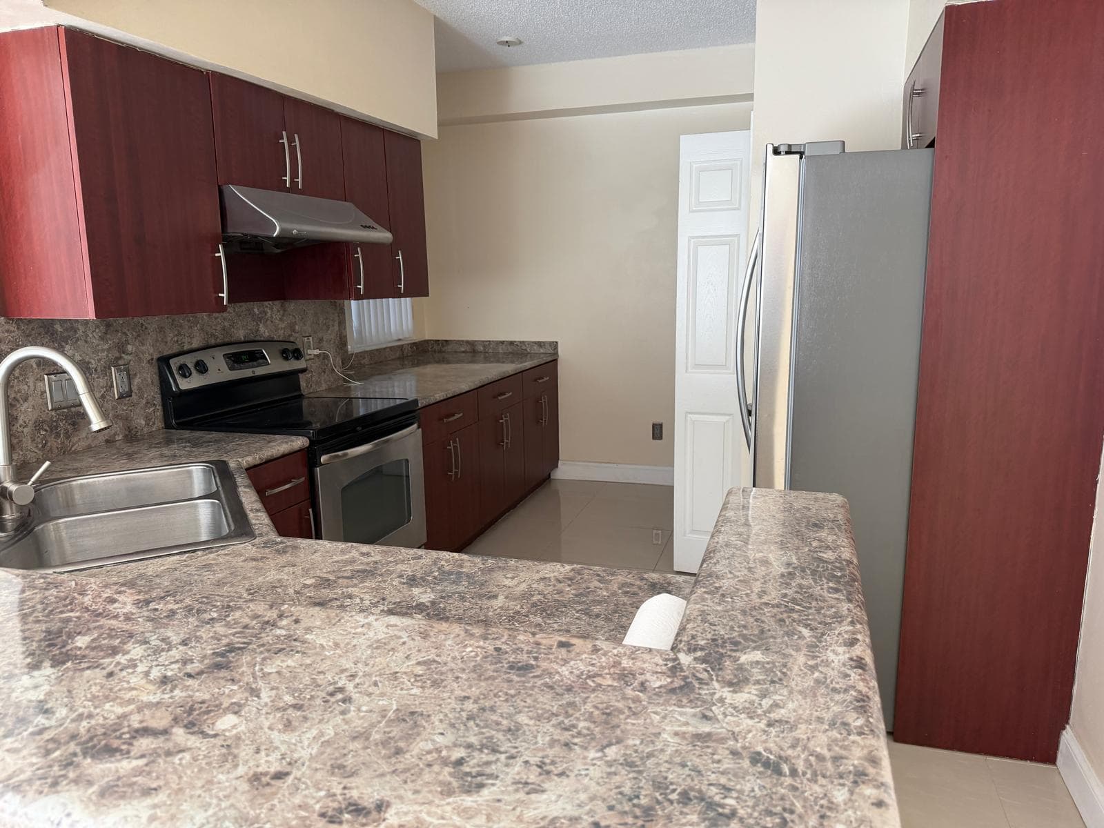 3225 NE 184th Street 10303, Aventura, FL 33160 — photo 2 of 33