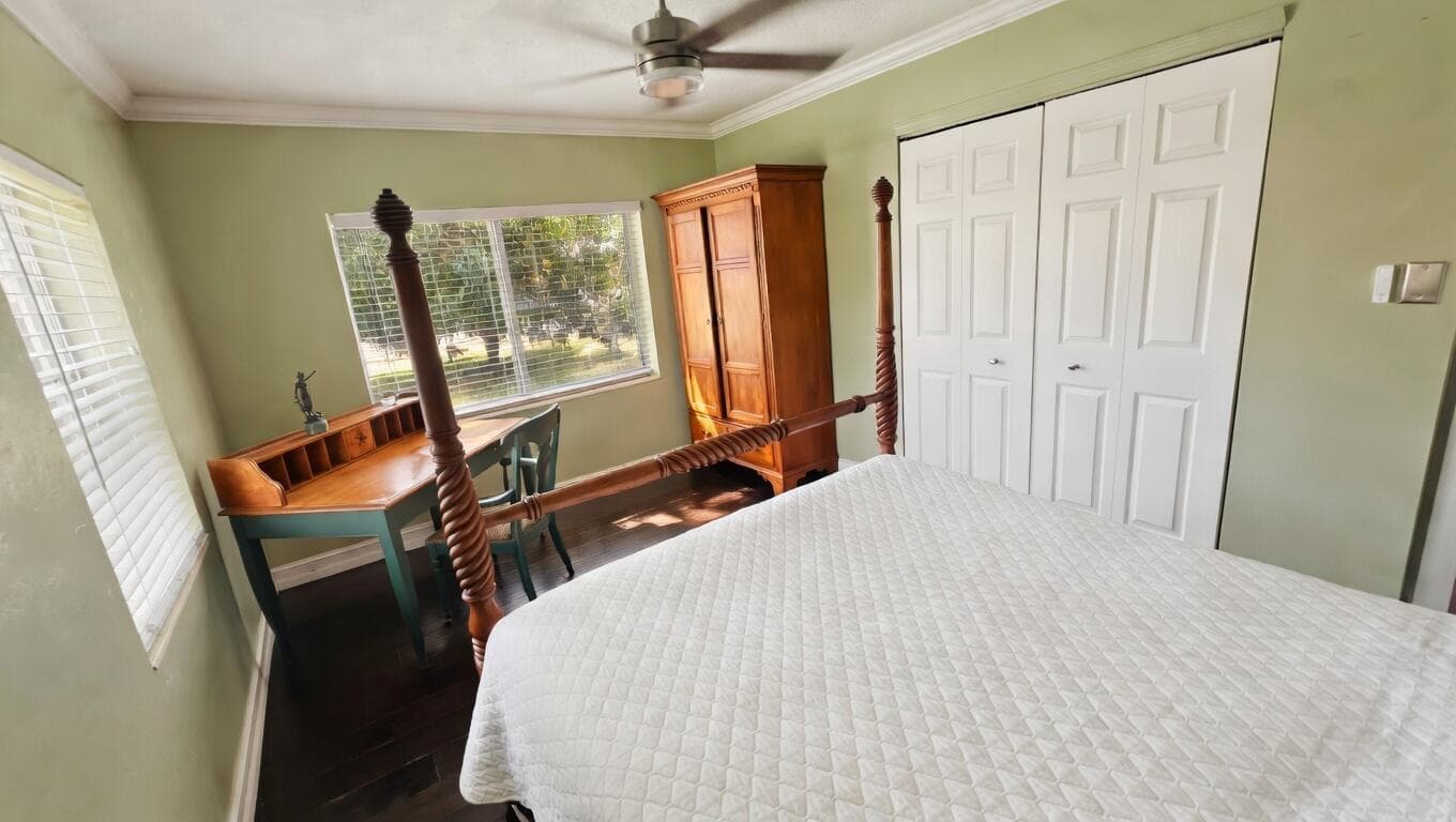 525 NE 27th Street, Wilton Manors, FL 33334 — photo 31 of 43