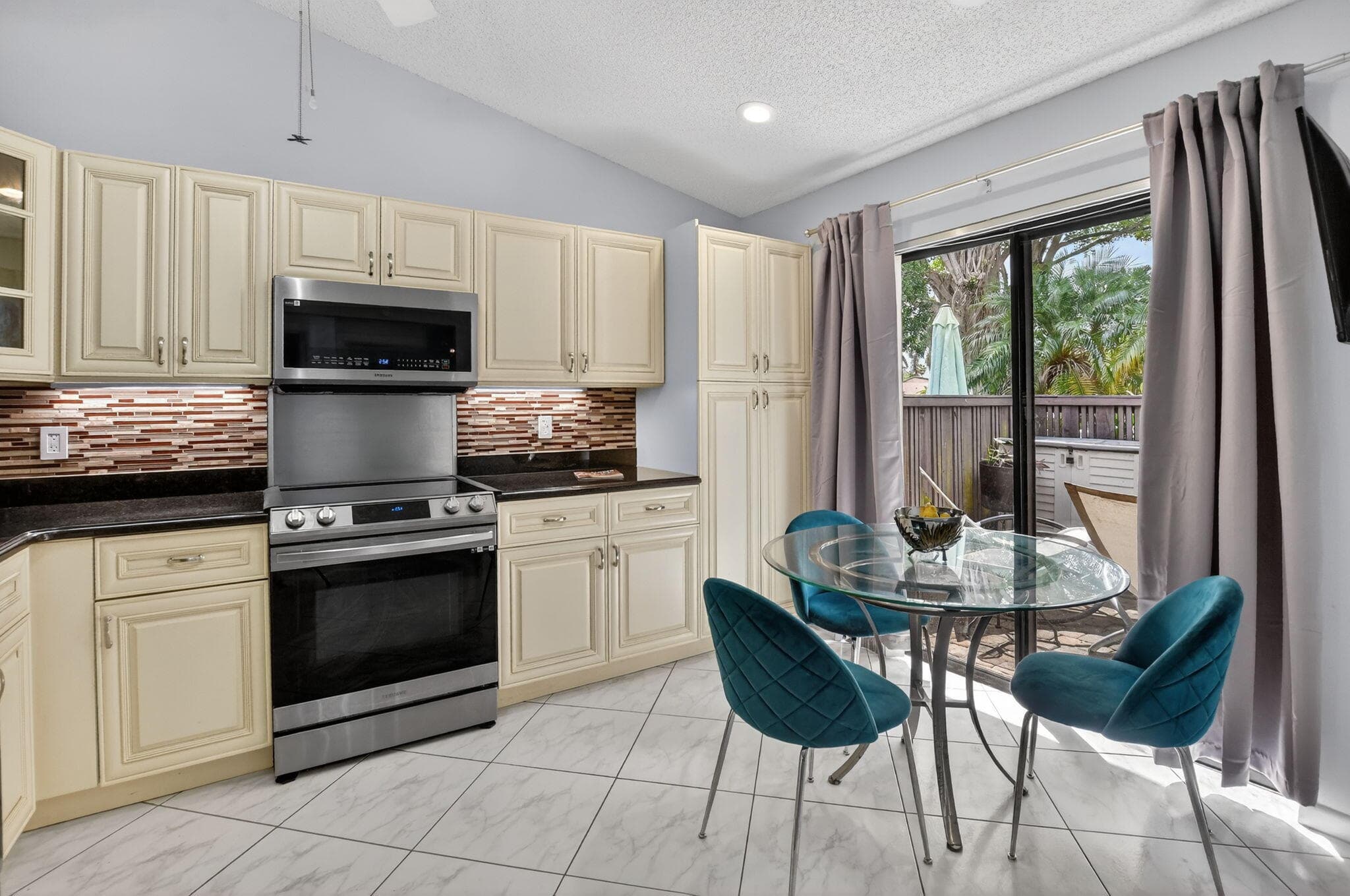 8413 E Boca Glades Blvd Boulevard E, Boca Raton, FL 33434 — photo 6 of 44