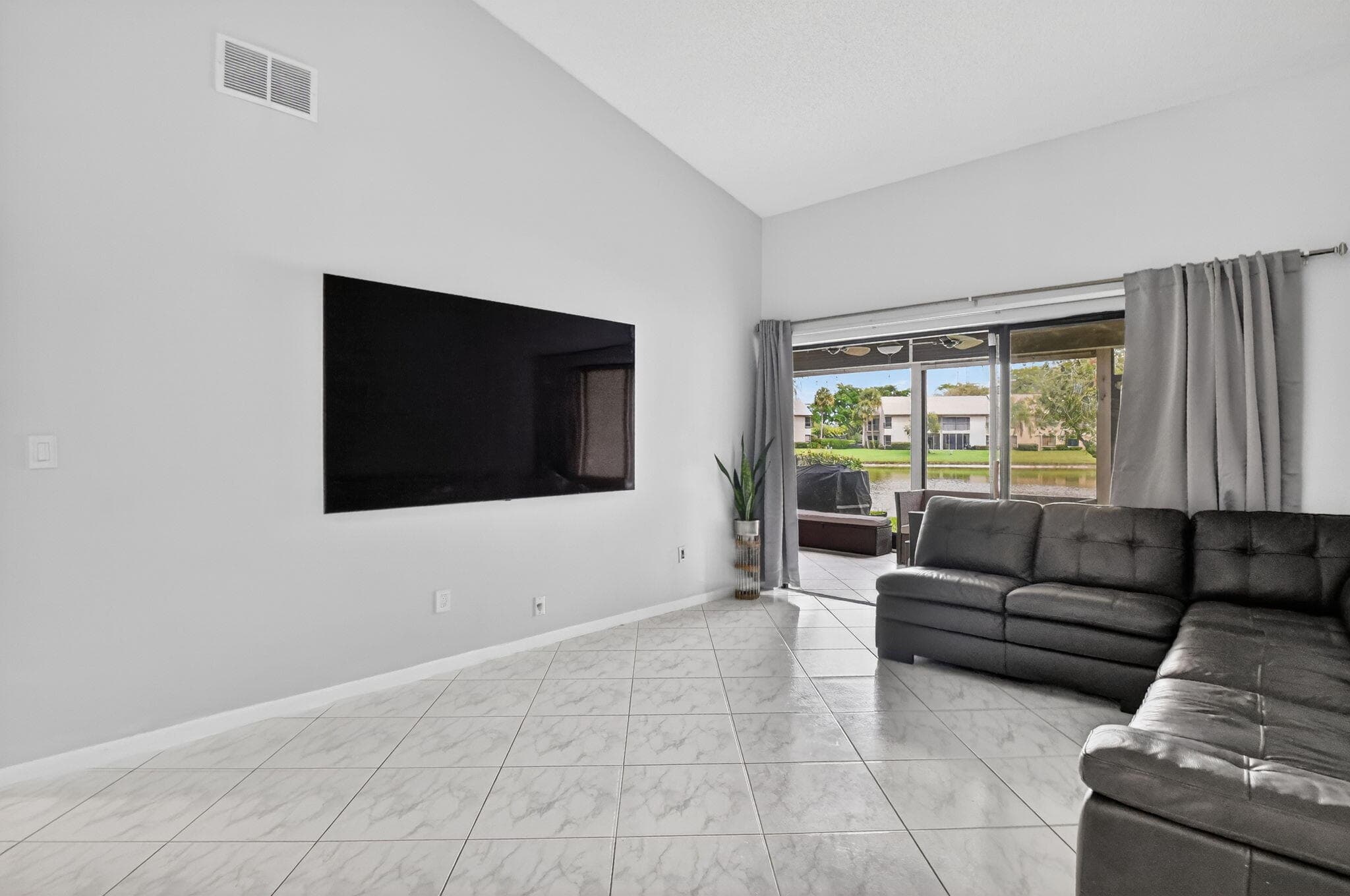 8413 E Boca Glades Blvd Boulevard E, Boca Raton, FL 33434 — photo 10 of 44