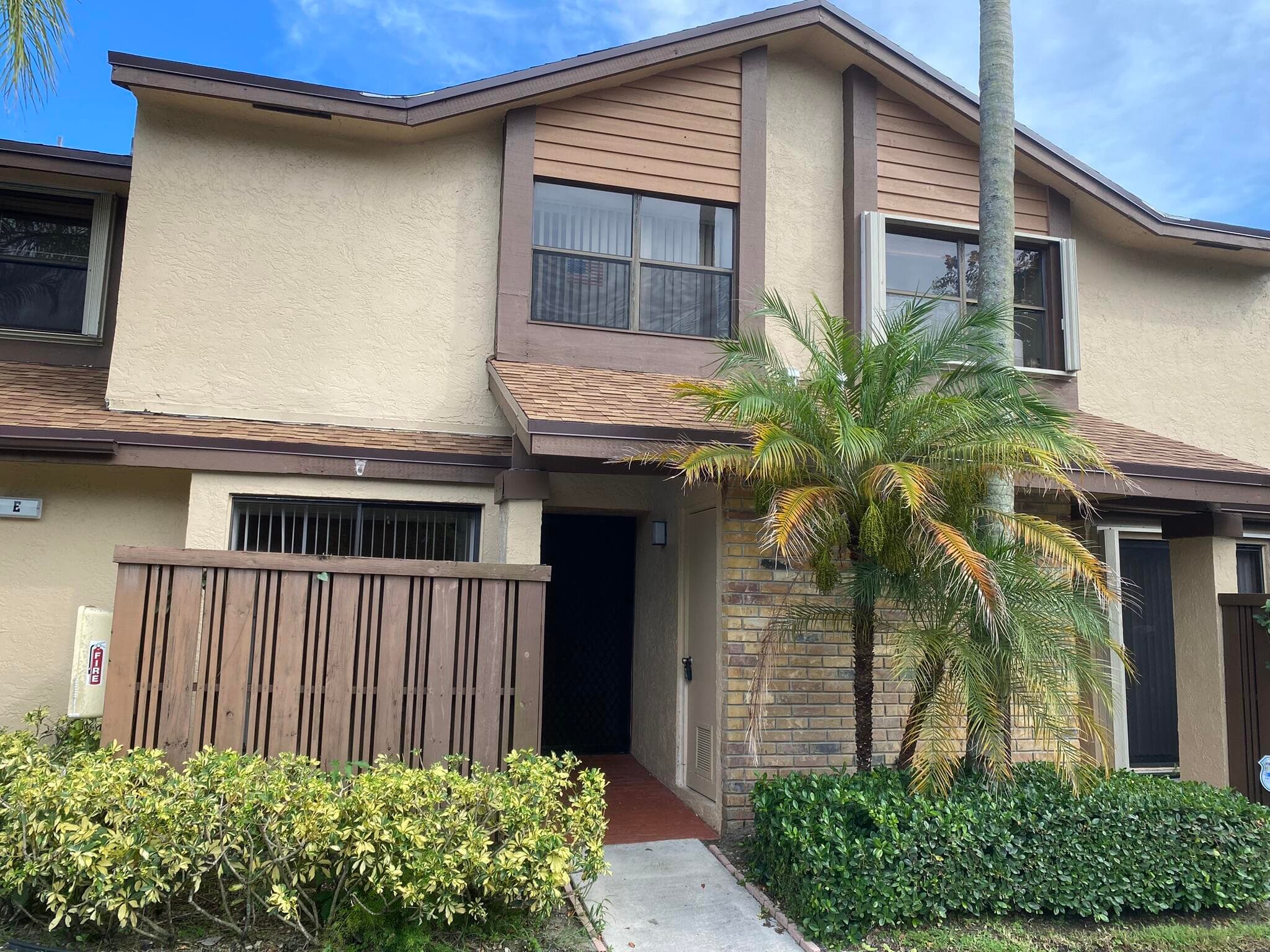 3961 Cocoplum Circle F, Coconut Creek, FL 33063 — photo 1 of 48