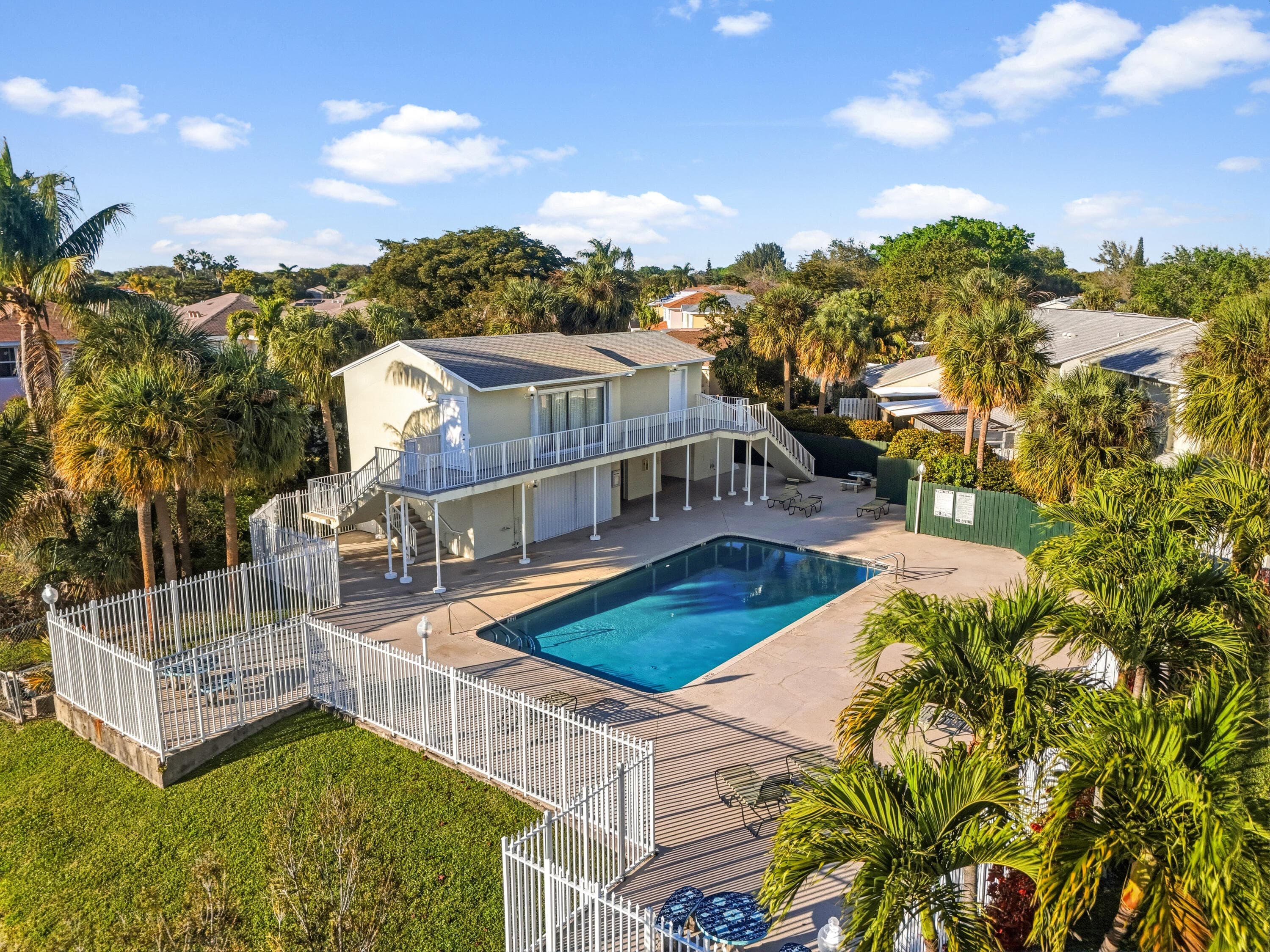 789 Crystal Lake Drive 789, Deerfield Beach, FL 33064 — photo 34 of 35