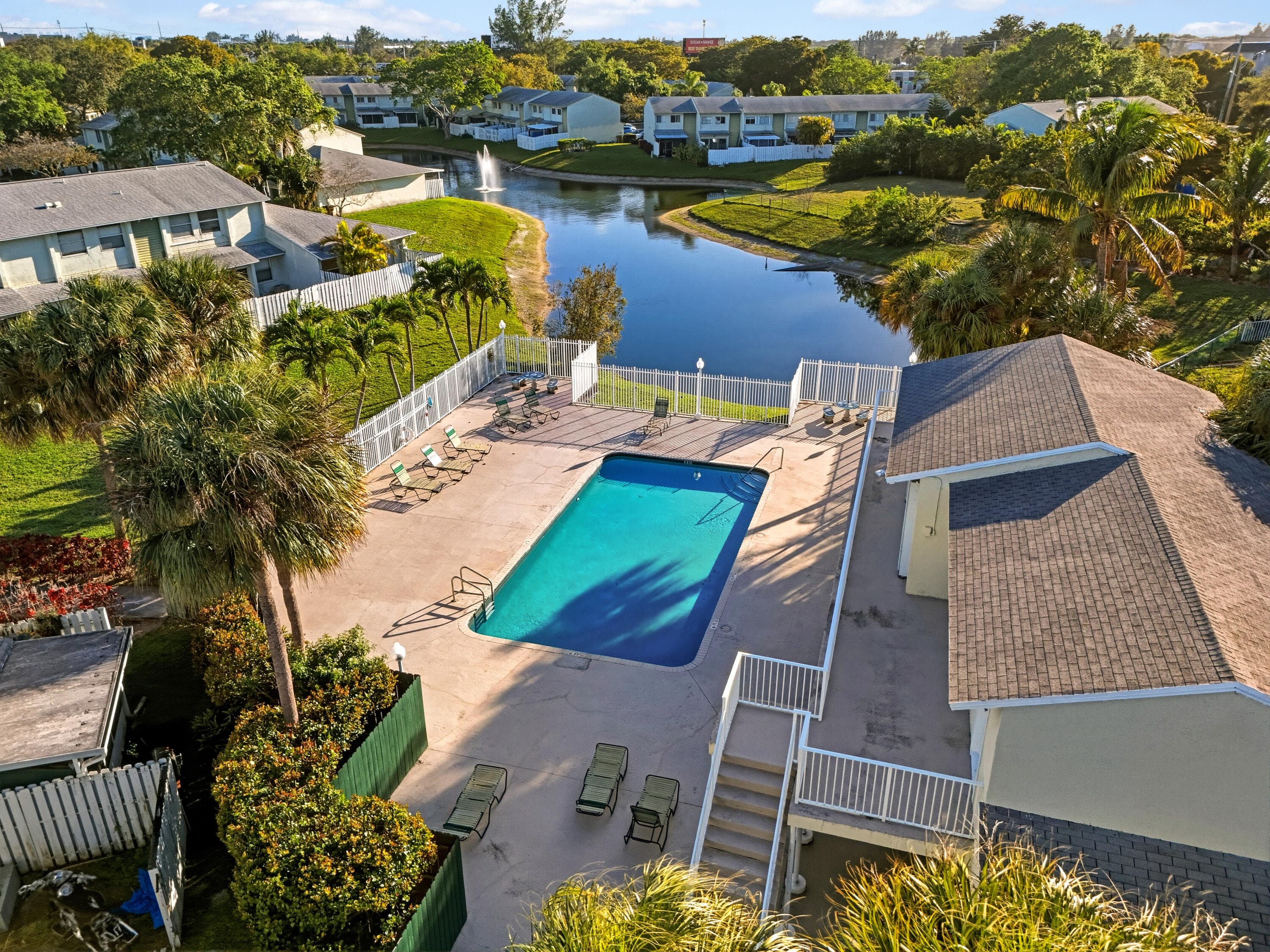 789 Crystal Lake Drive 789, Deerfield Beach, FL 33064 — photo 35 of 35