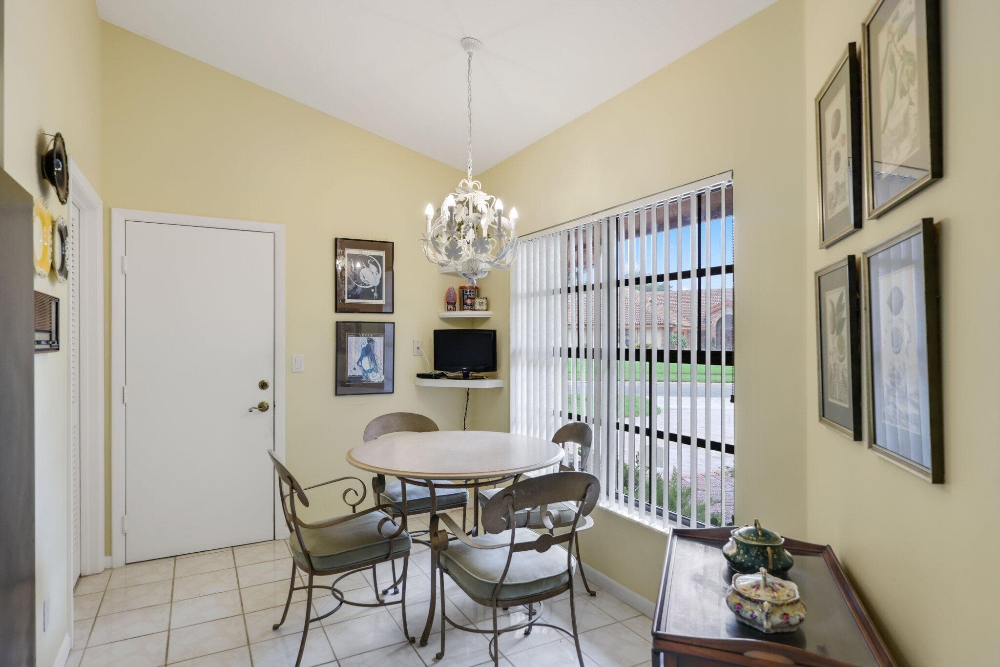 8423 Juddith Avenue, Boynton Beach, FL 33472 — photo 9 of 41