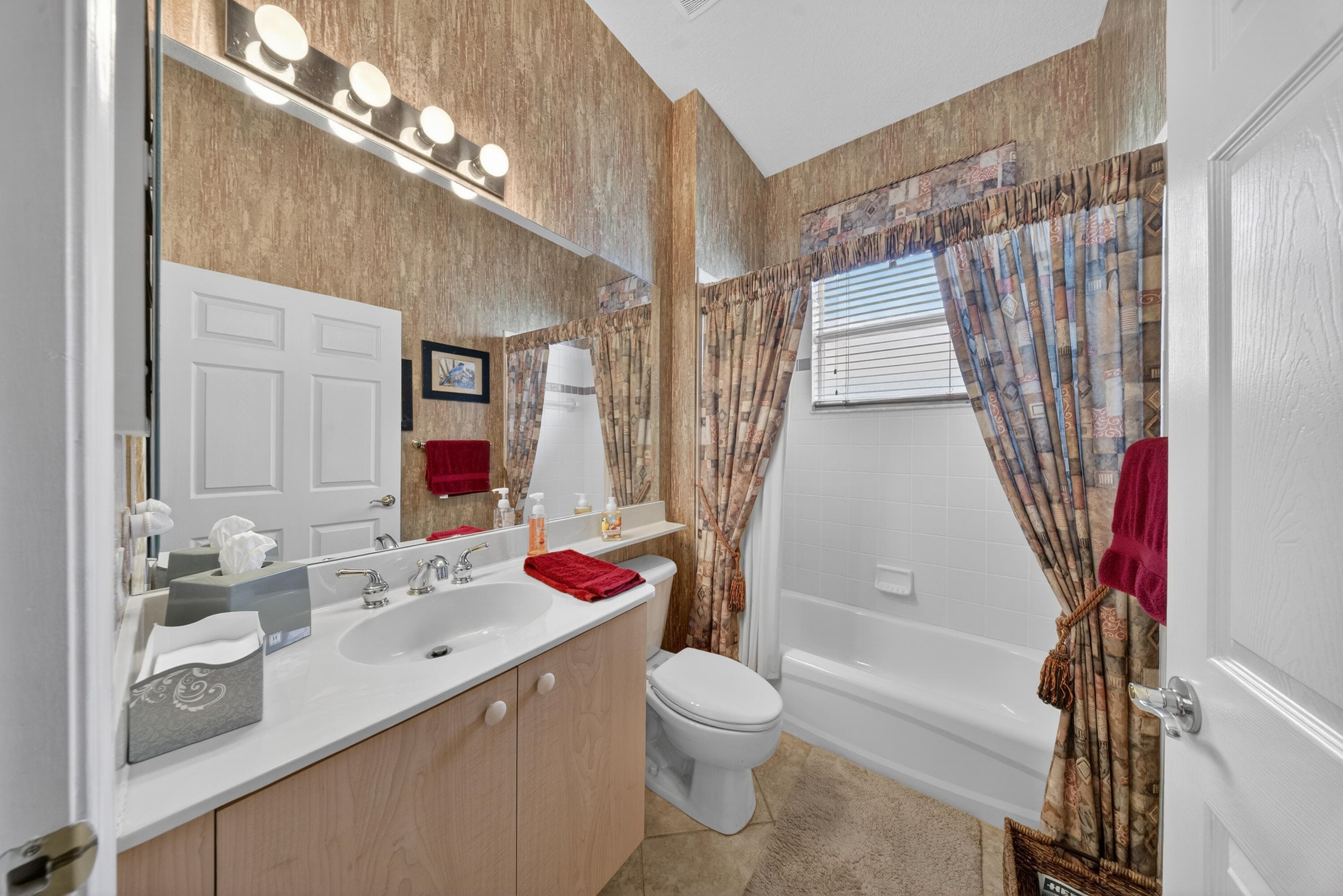 416 NW Sunview Way, Port St. Lucie, FL 34986 — photo 26 of 38