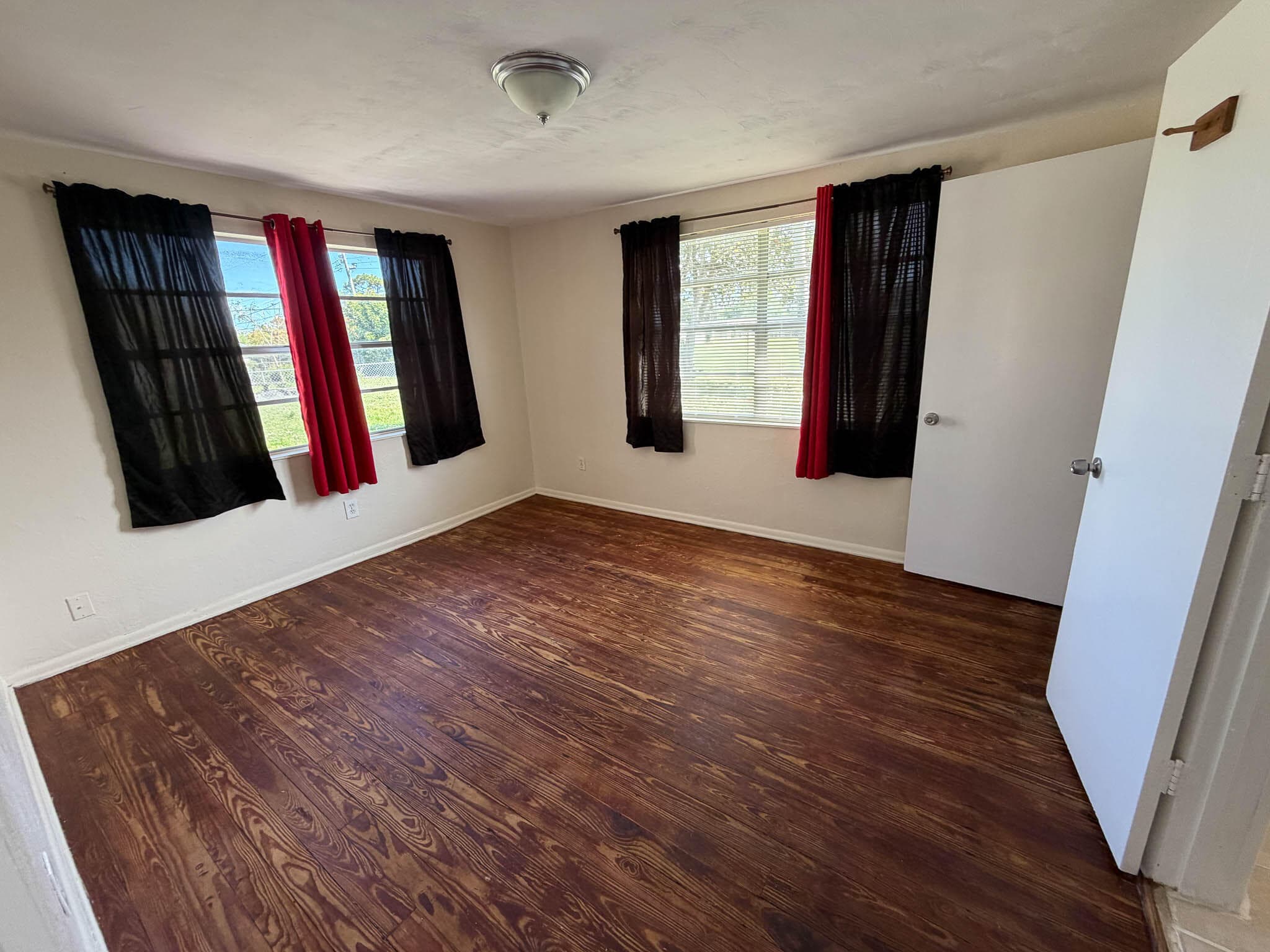 2250 NW 27th Street, Oakland Park, FL 33311 — photo 12 of 27