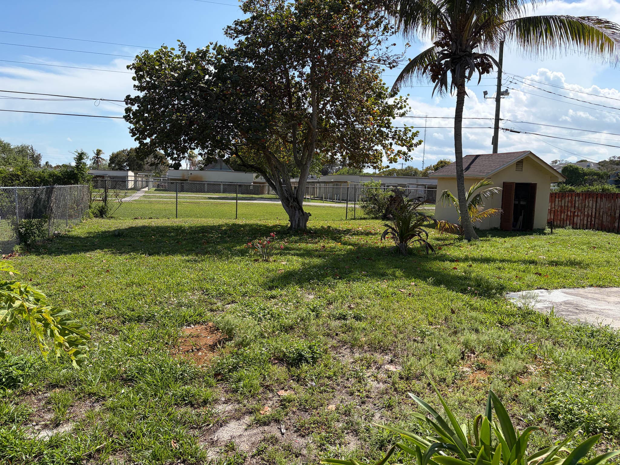 2250 NW 27th Street, Oakland Park, FL 33311 — photo 24 of 27