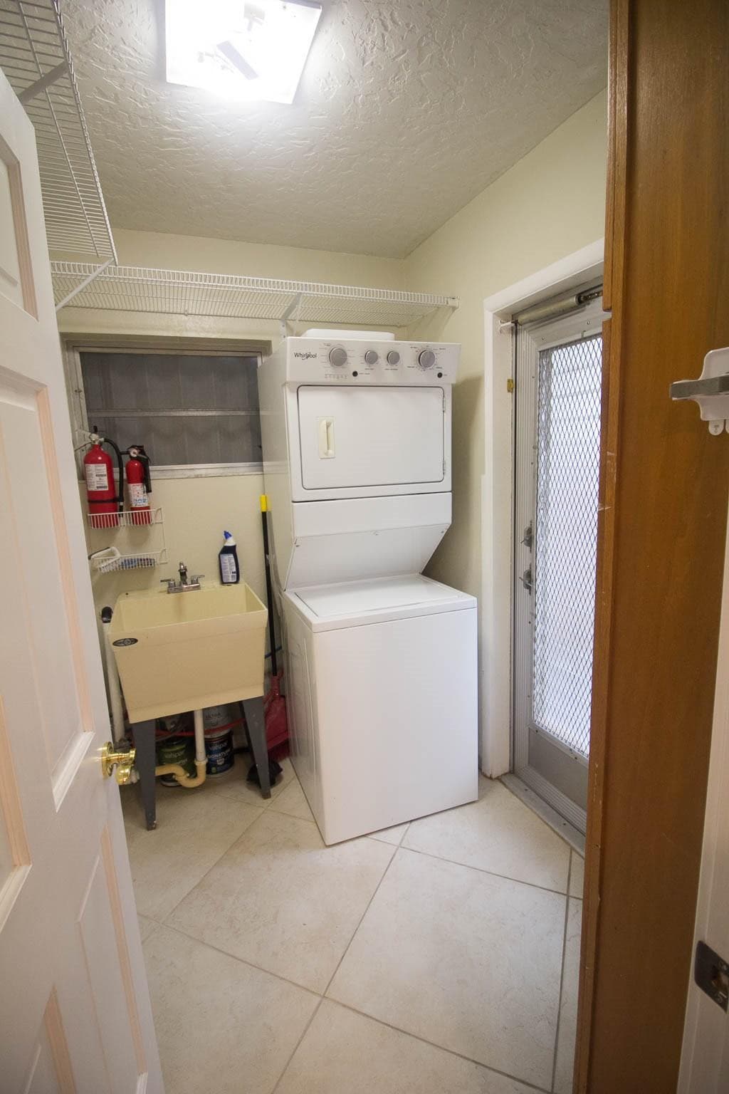 909 NE 12th Avenue, Pompano Beach, FL 33060 — photo 13 of 27