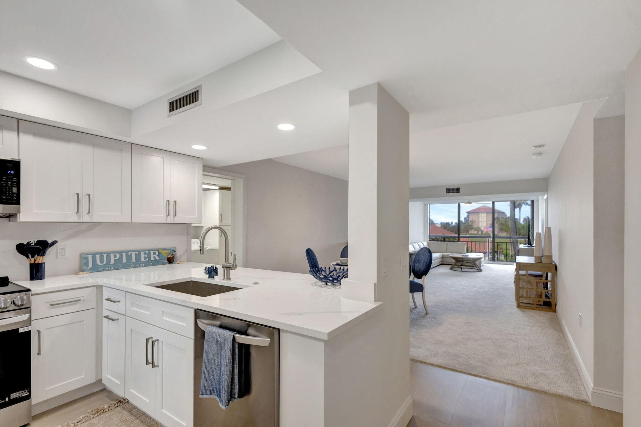 501 S Seas Drive 202, Jupiter, FL 33477 — photo 8 of 46