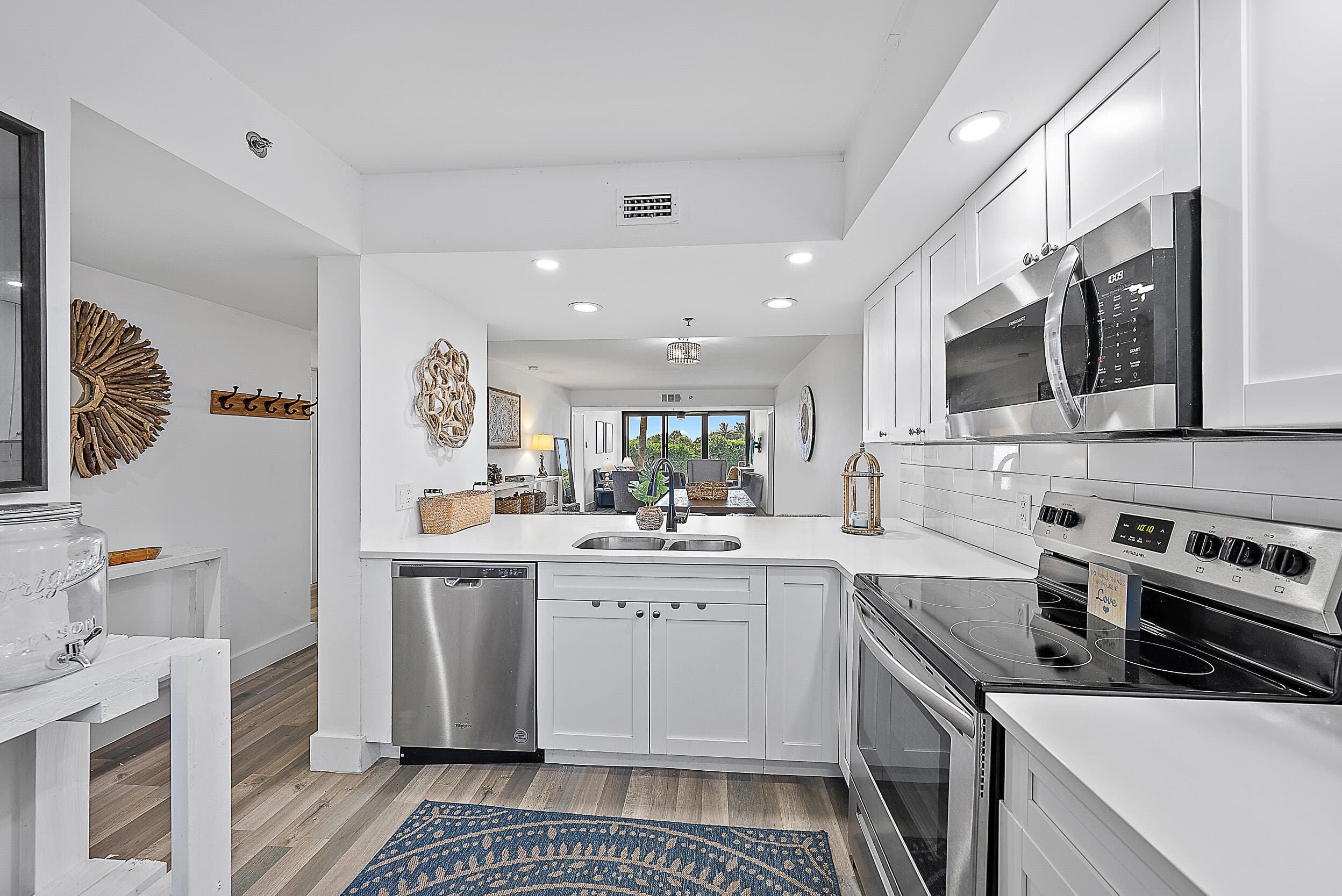 101 S Seas Drive 105, Jupiter, FL 33477 — photo 5 of 28