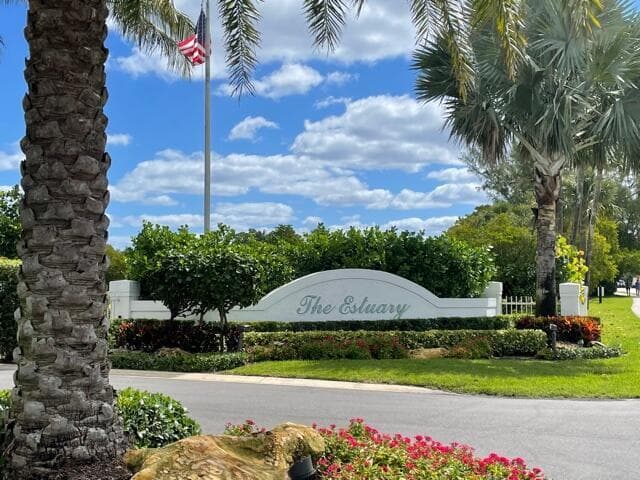 4306 Fairway Drive N, Jupiter, FL 33477 — photo 27 of 40