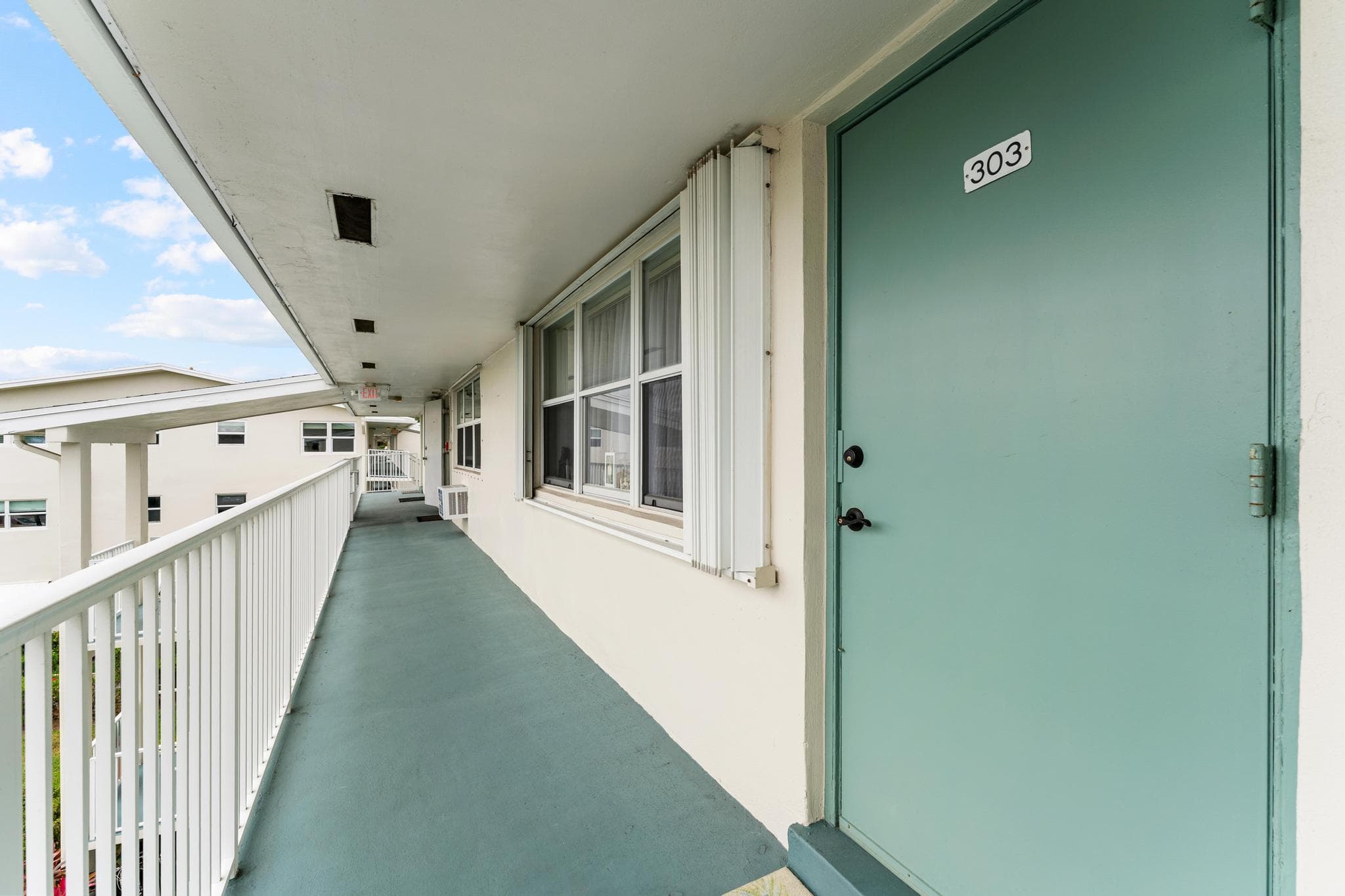 170 E Horizons E 303, Boynton Beach, FL 33435 — photo 2 of 18