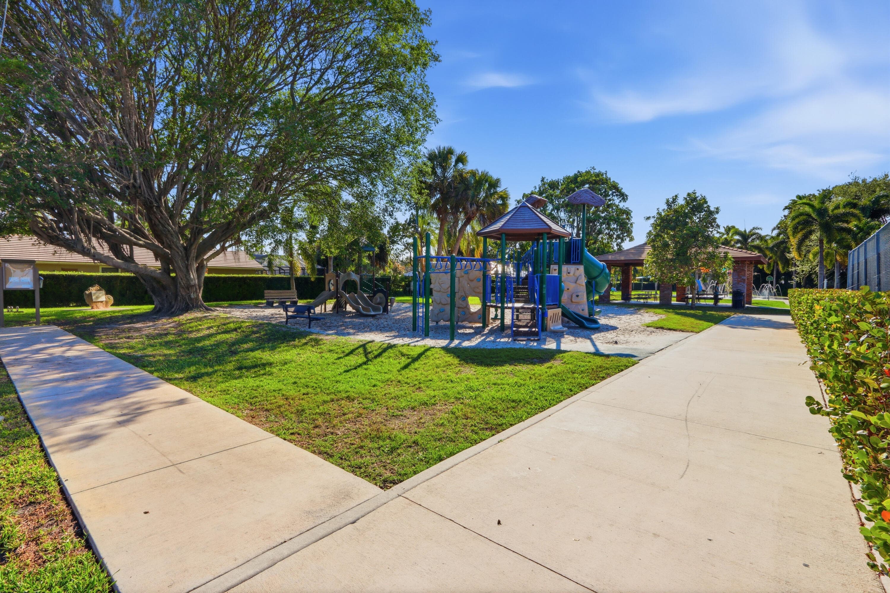 9 Atrium Circle C, Atlantis, FL 33462 — photo 37 of 54