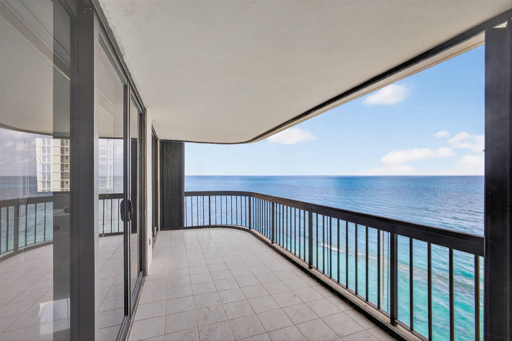 5380 N Ocean Drive 12e, Singer Island, FL 33404 — photo 2 of 37