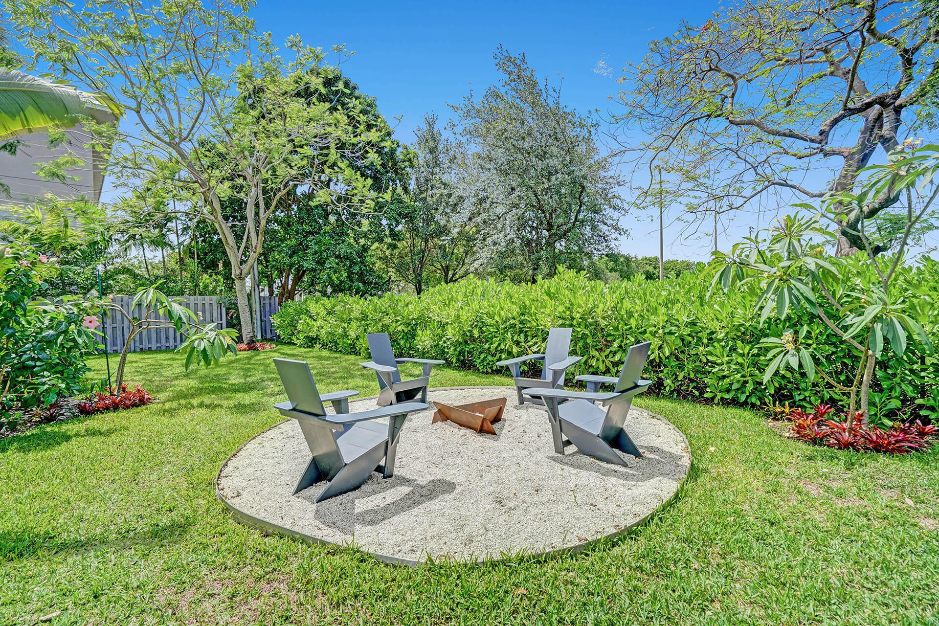 625 NE 13th Avenue 02, Fort Lauderdale, FL 33304 — photo 36 of 37