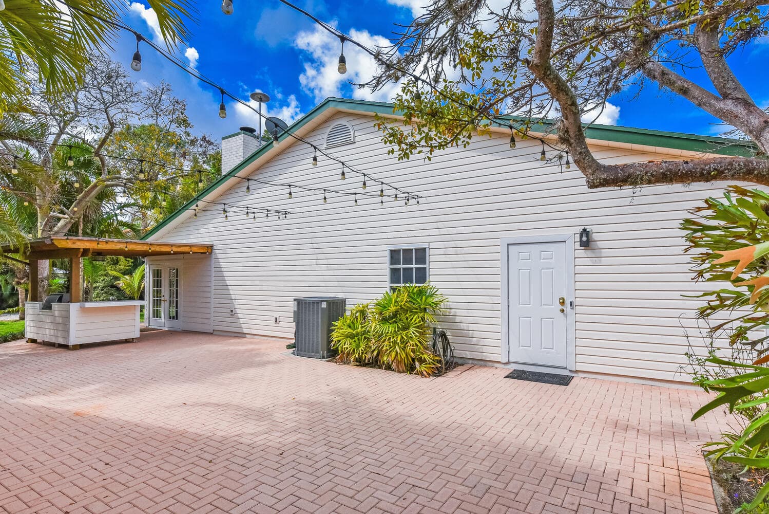 16244 E Downers Drive, Loxahatchee, FL 33470 — photo 4 of 66