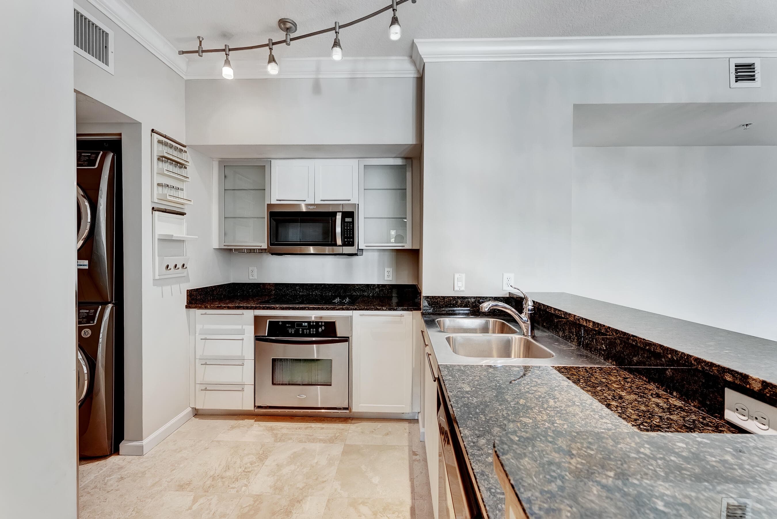225 NE 1st Street 409 (ph-09), Delray Beach, FL 33483 — photo 9 of 35