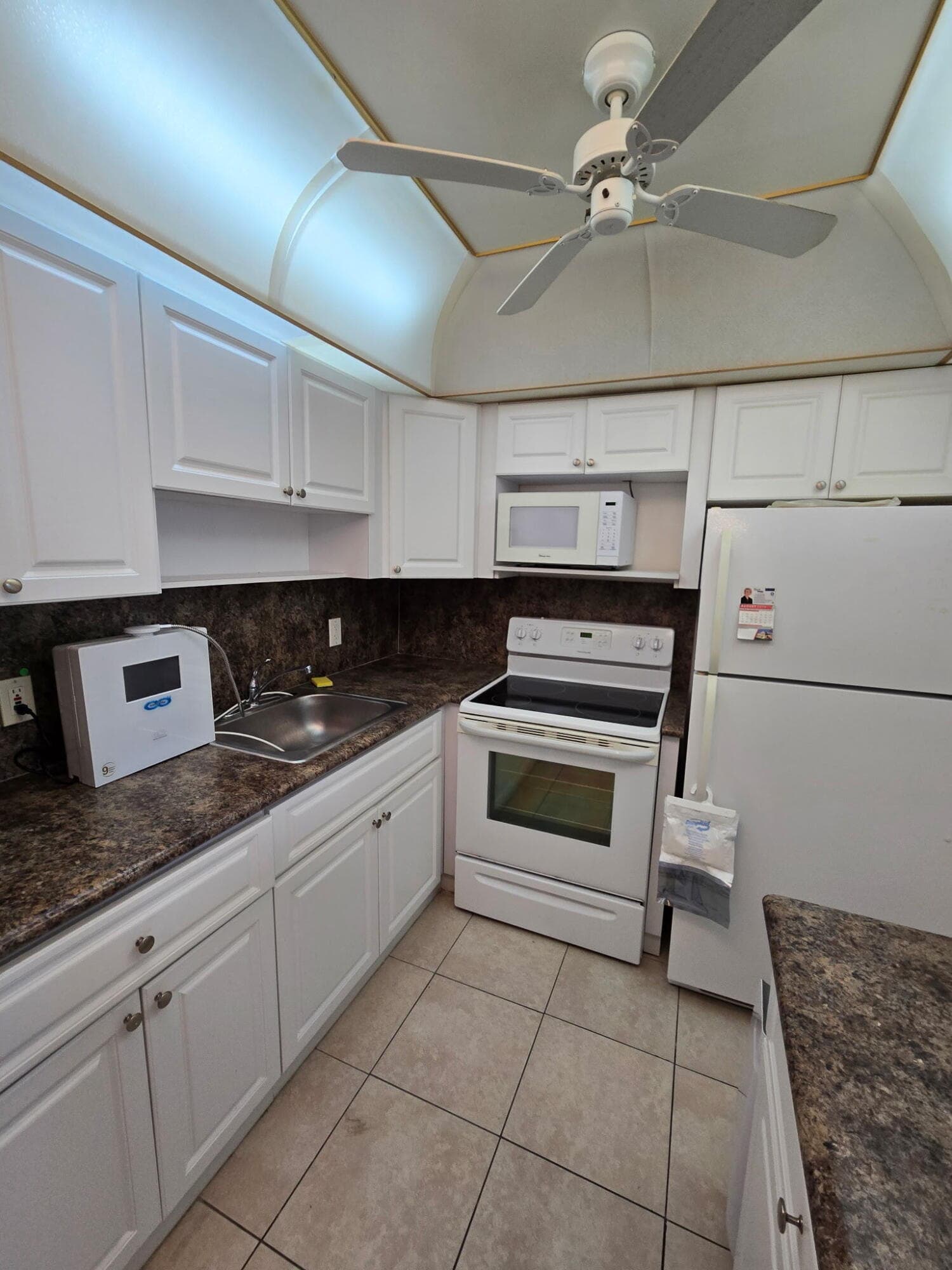 133 Ventnor I Drive 133, Deerfield Beach, FL 33442 — photo 5 of 21