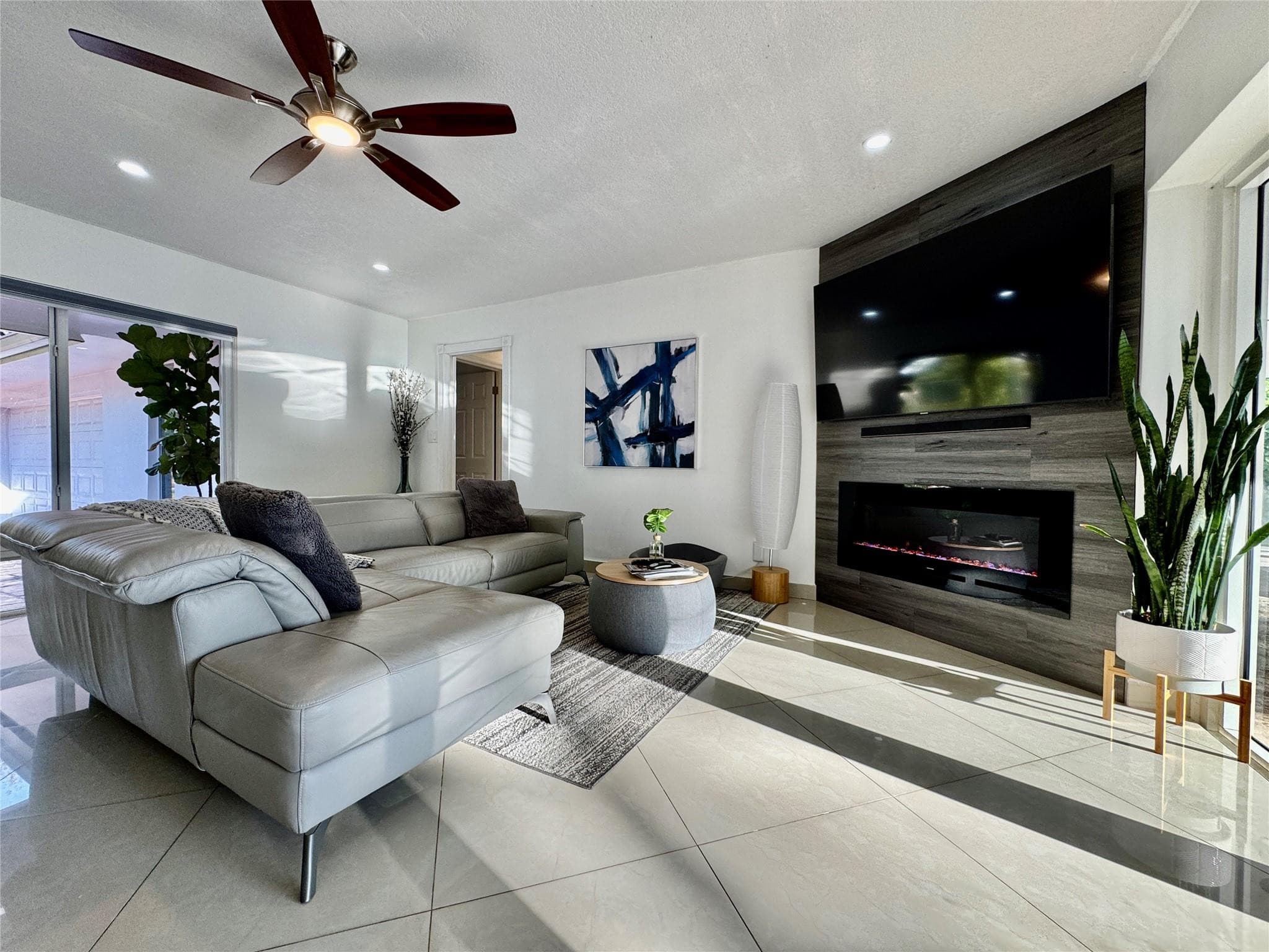 481 W Tropical Way, Plantation, FL 33317 — photo 6 of 43