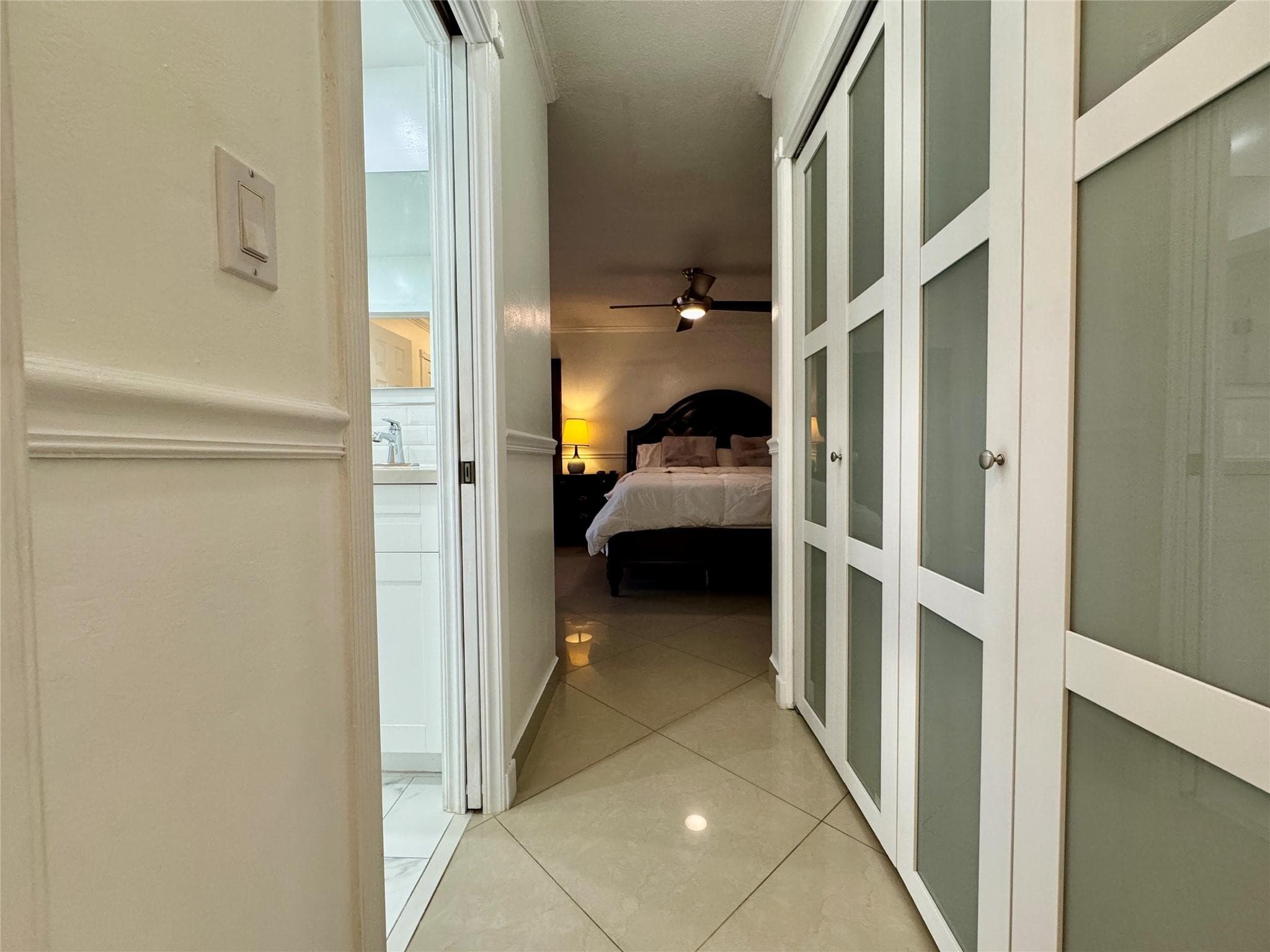 481 W Tropical Way, Plantation, FL 33317 — photo 15 of 43