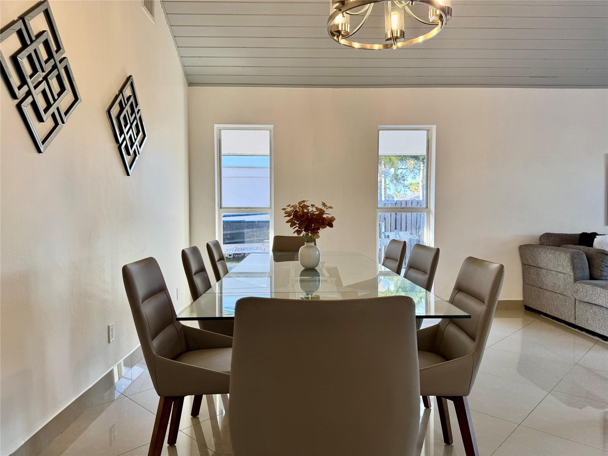 481 W Tropical Way, Plantation, FL 33317 — photo 19 of 43