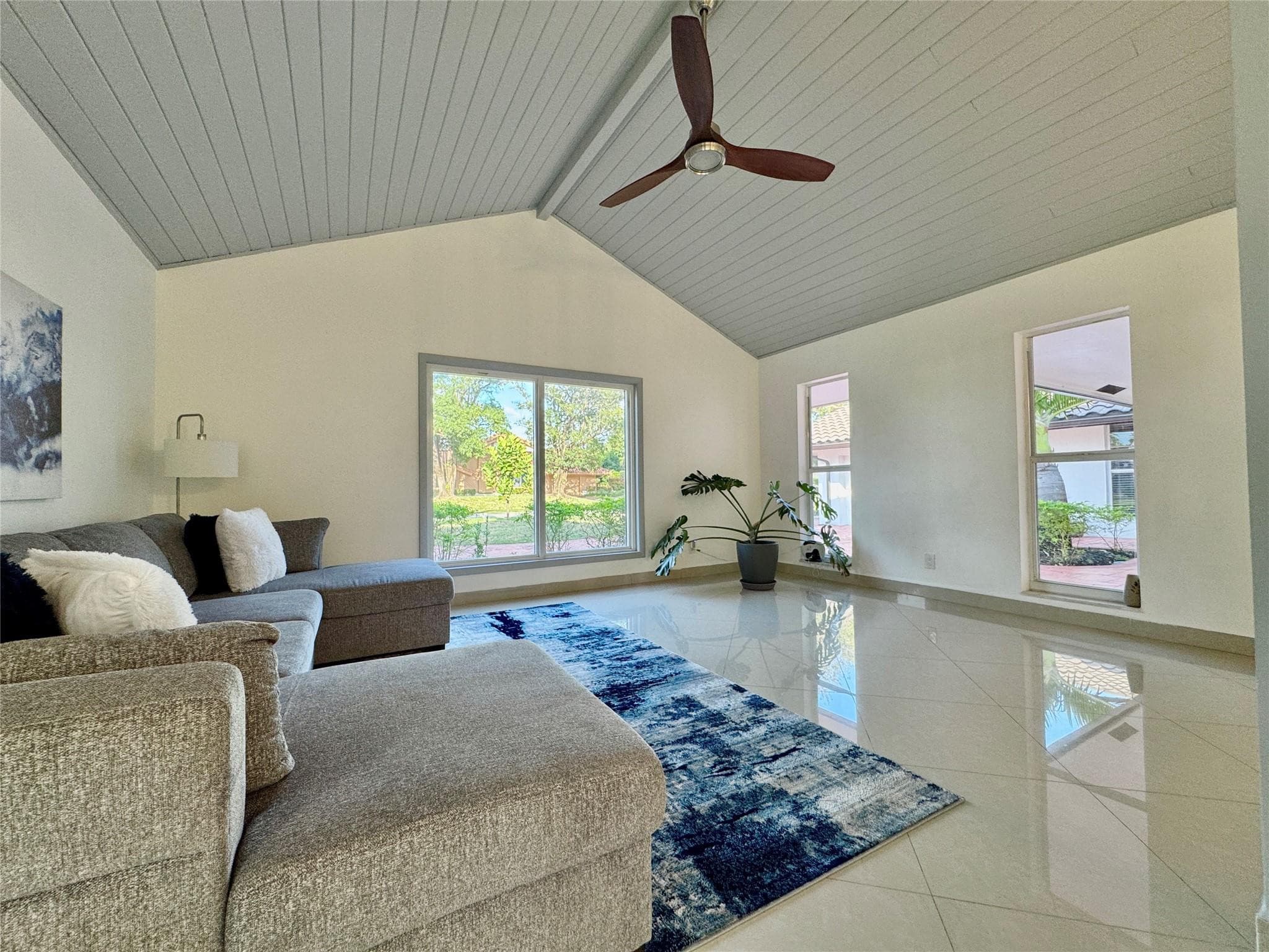 481 W Tropical Way, Plantation, FL 33317 — photo 21 of 43