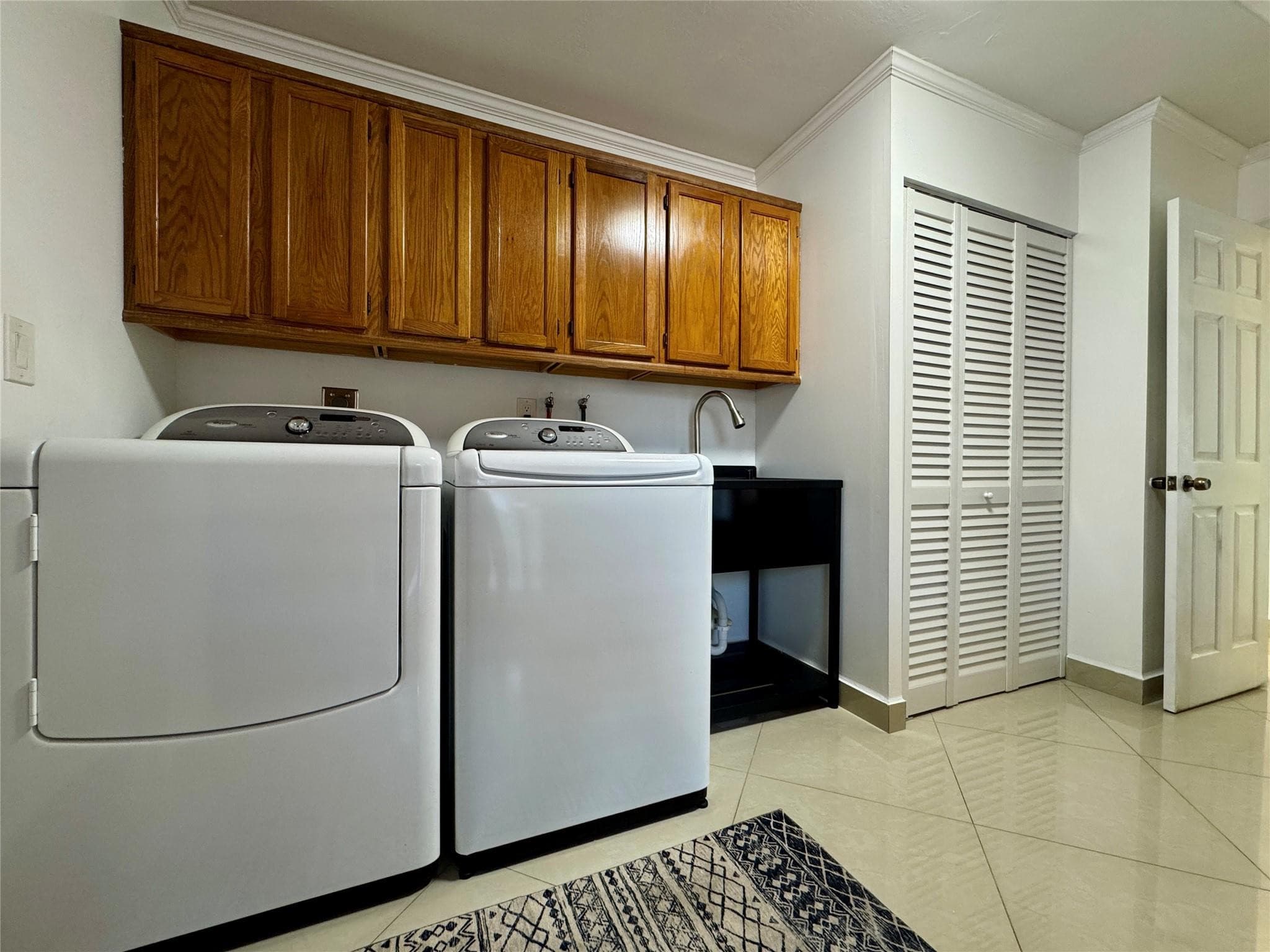 481 W Tropical Way, Plantation, FL 33317 — photo 27 of 43