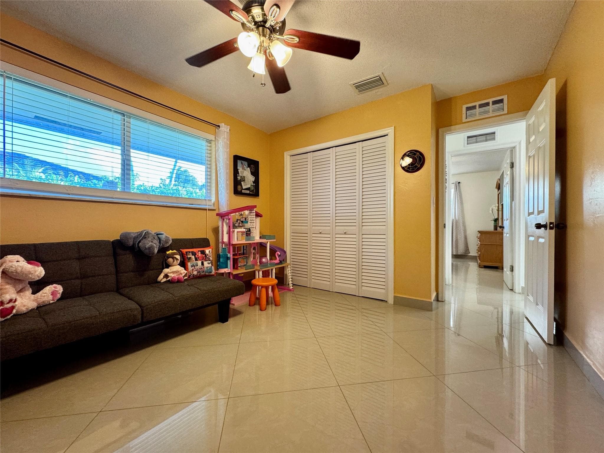 481 W Tropical Way, Plantation, FL 33317 — photo 33 of 43