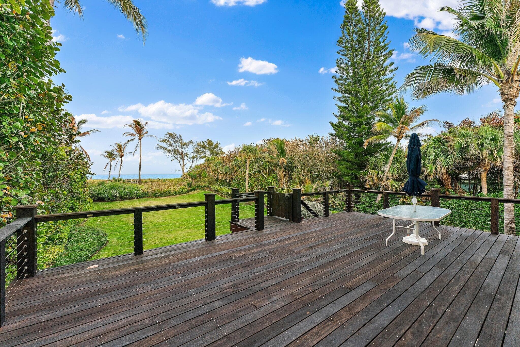 31 N Beach Road, Jupiter Island, FL 33455 — photo 10 of 26