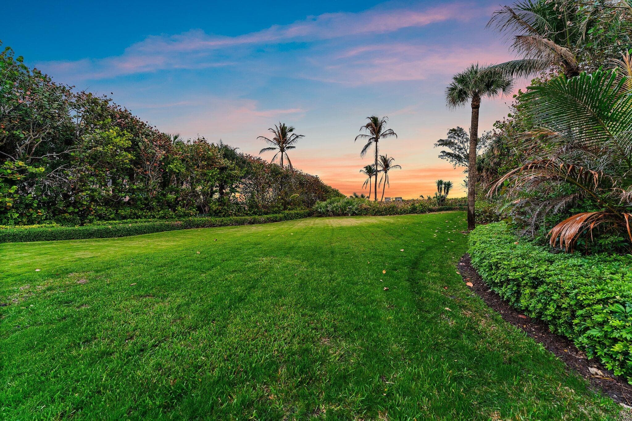 31 N Beach Road, Jupiter Island, FL 33455 — photo 23 of 26