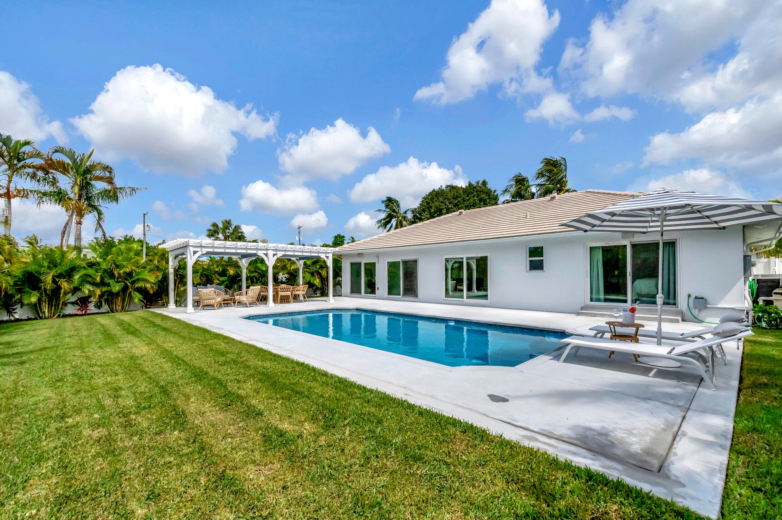 530 NW 14th Street, Delray Beach, FL 33444 — photo 46 of 73